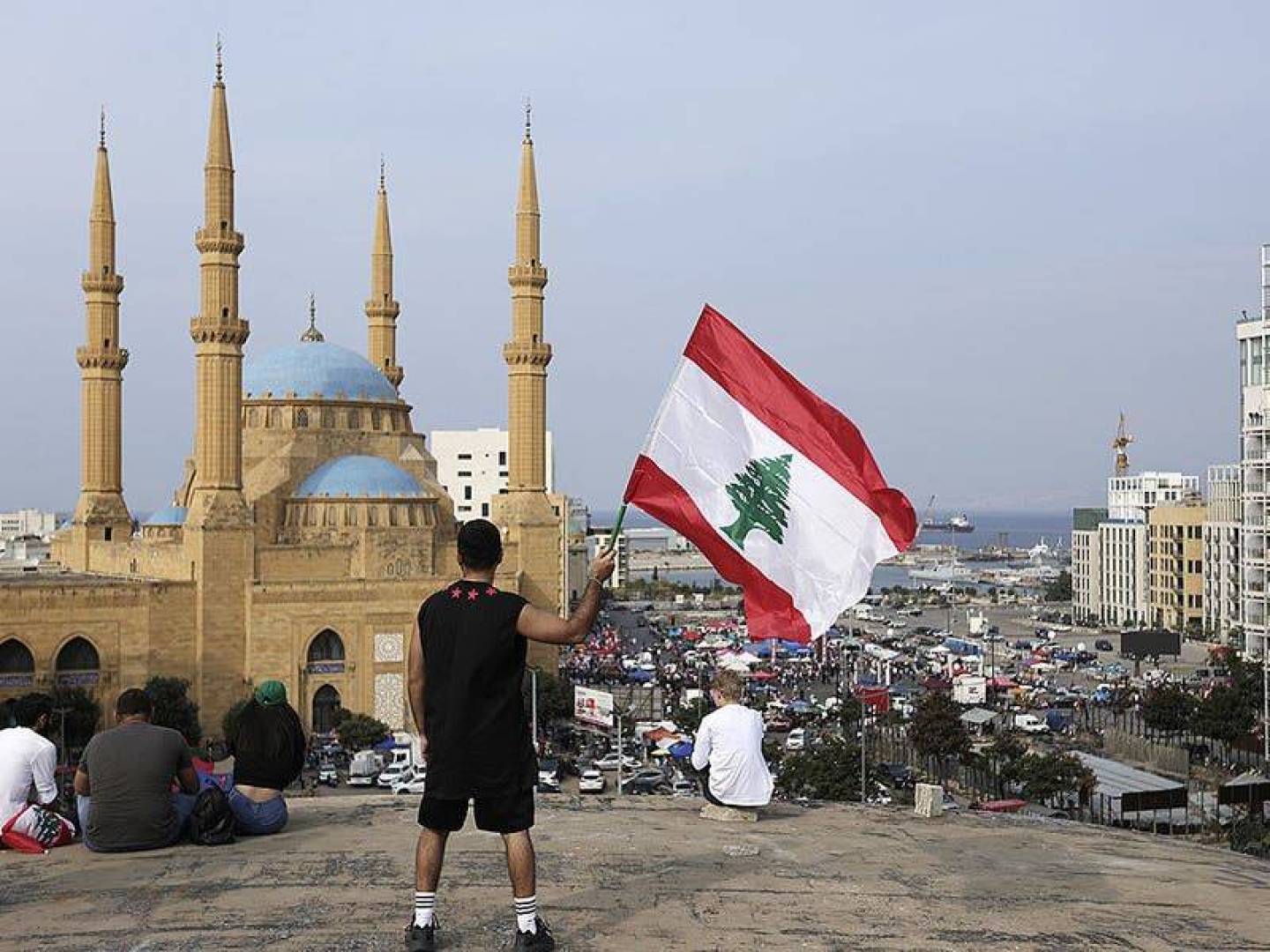 كتب الأستاذ حليم خاتون : لامركزية لامتناهية في الفوضى