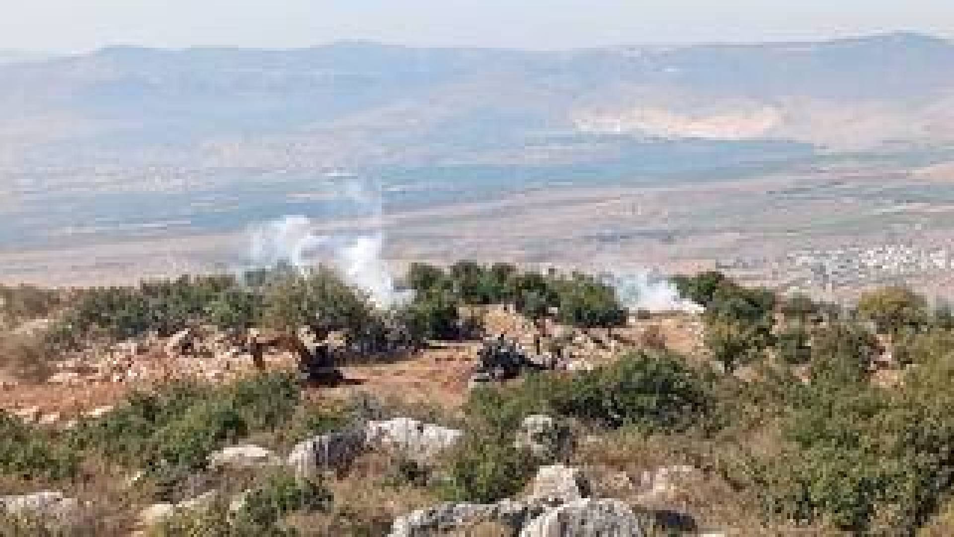 اليونيفيل يتدخل بعد تبادل للقنابل الدخانية بين الجيشين اللبناني والإسرائيلي