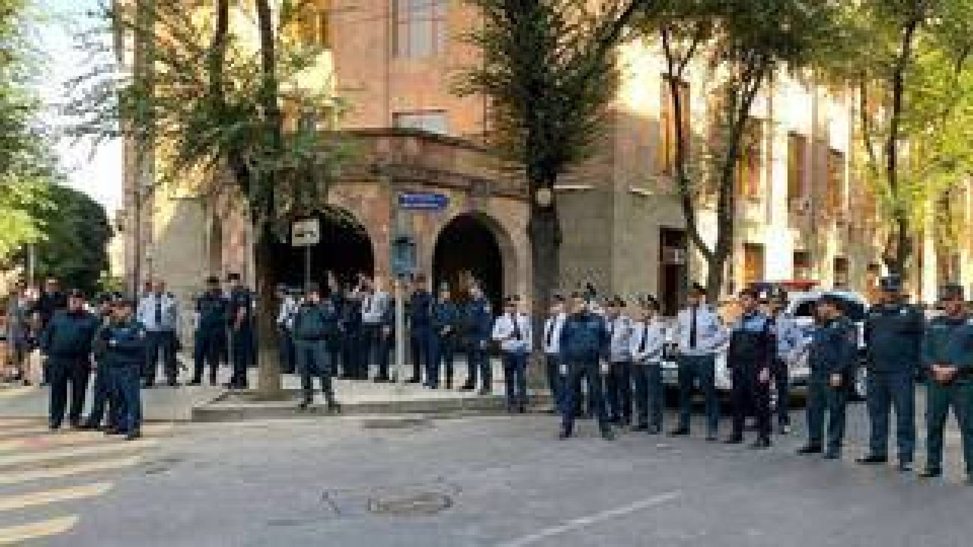 إحباط مؤامرة للاستيلاء على السلطة في أرمينيا (فيديو)