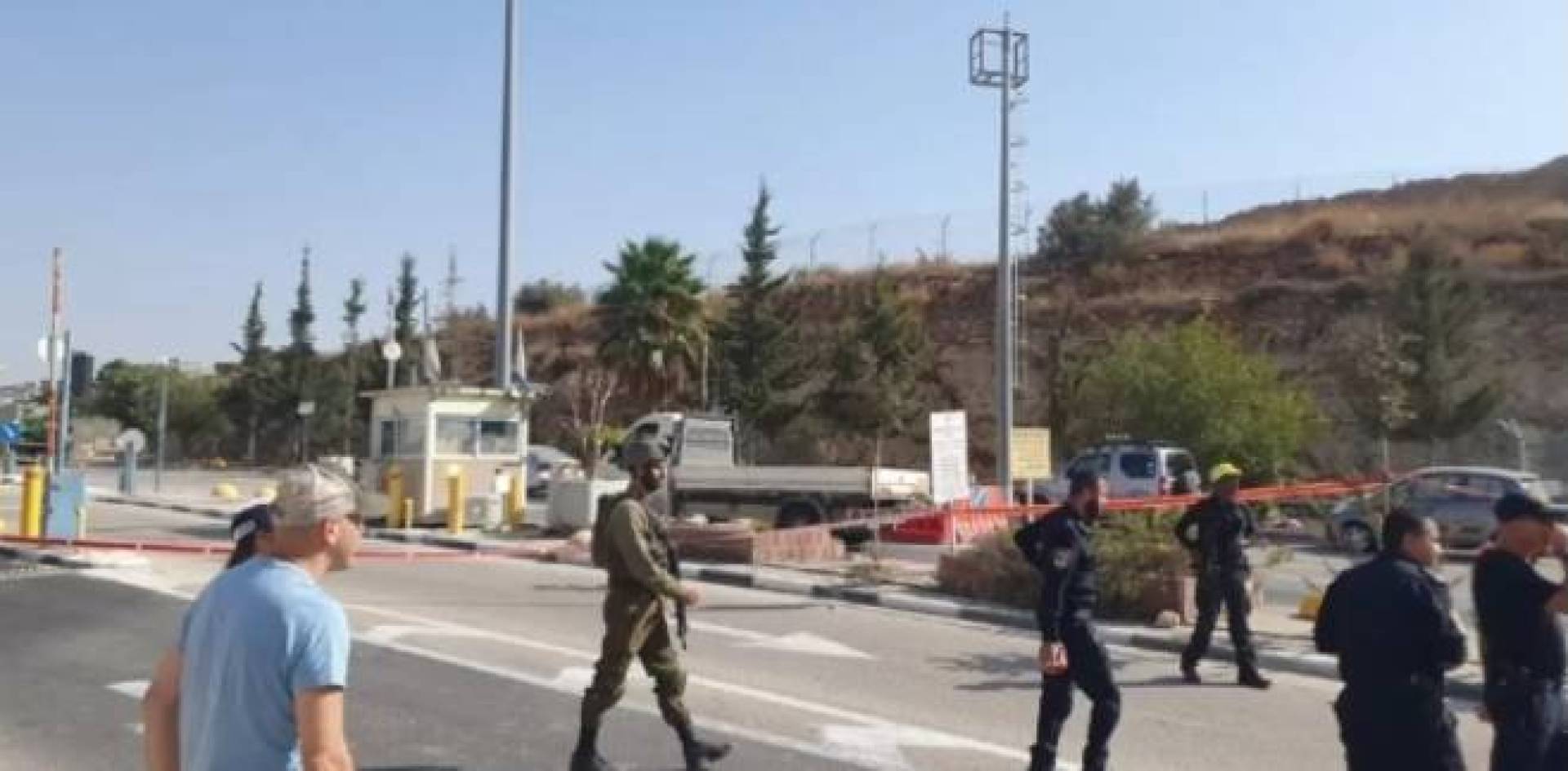 مقتل مستوطن وإصابة آخرين بعملية دهس قرب رام الله