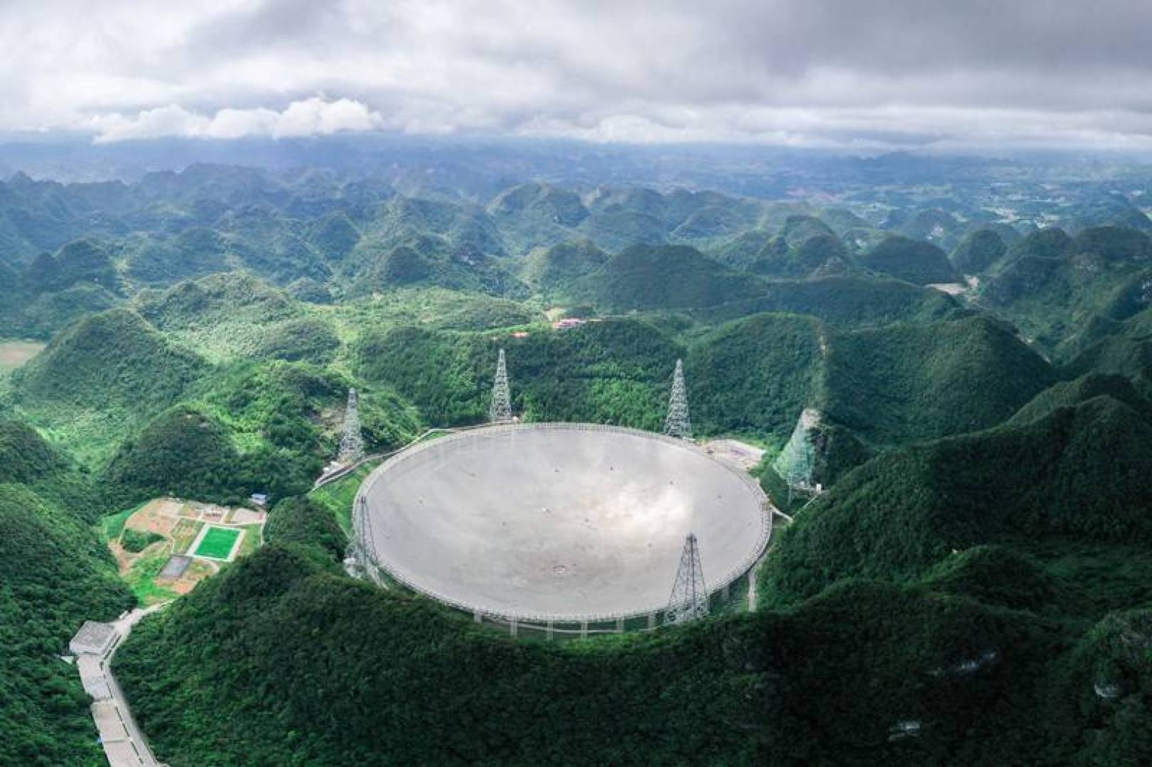ميزات التلسكوب الفضائي الصيني الجديد وأهدافه العلمية