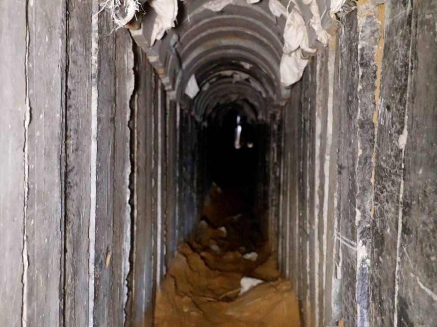 مقاتلو القسام يباغتون القوات الإسرائيلية بخروجهم خلفهم من الأنفاق في بيت لاهيا