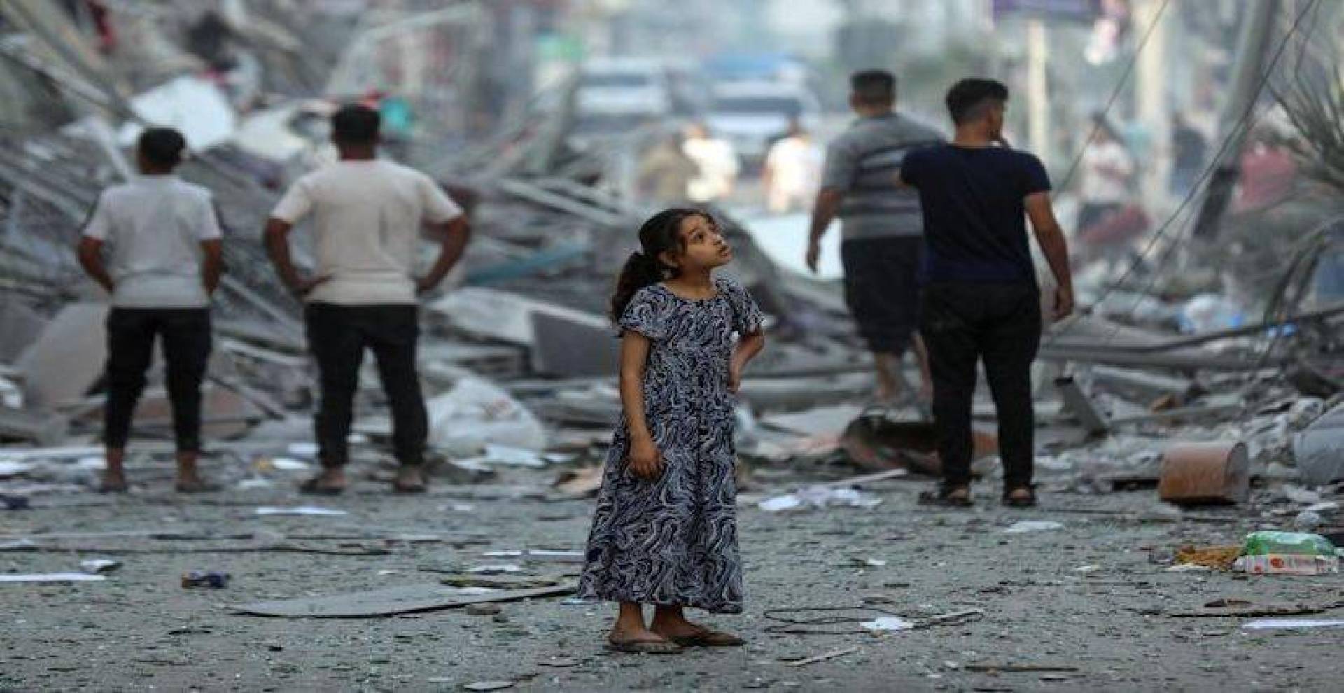 عشرات الشهداء بينهم صحفي وإصابات في الحرب العدوانية على قطاع غزة