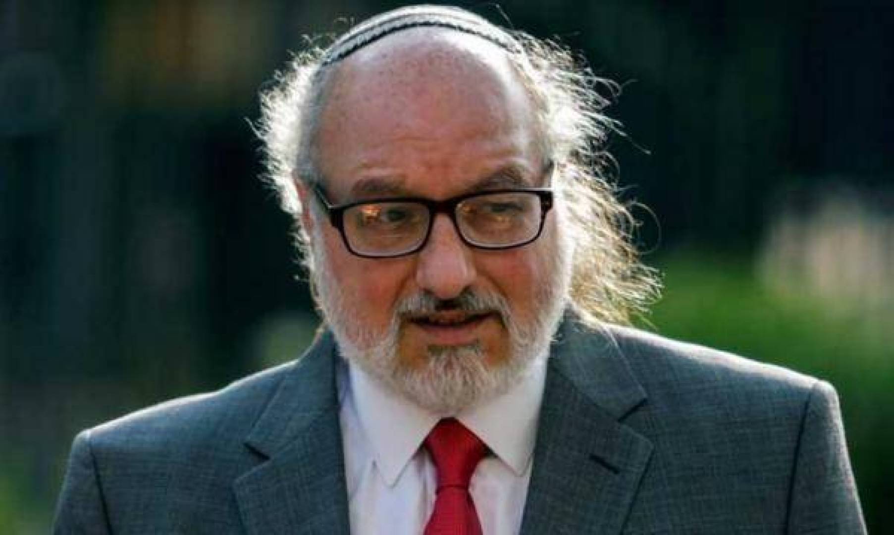 جاسوس إسرائيلي شهير يطالب بـ