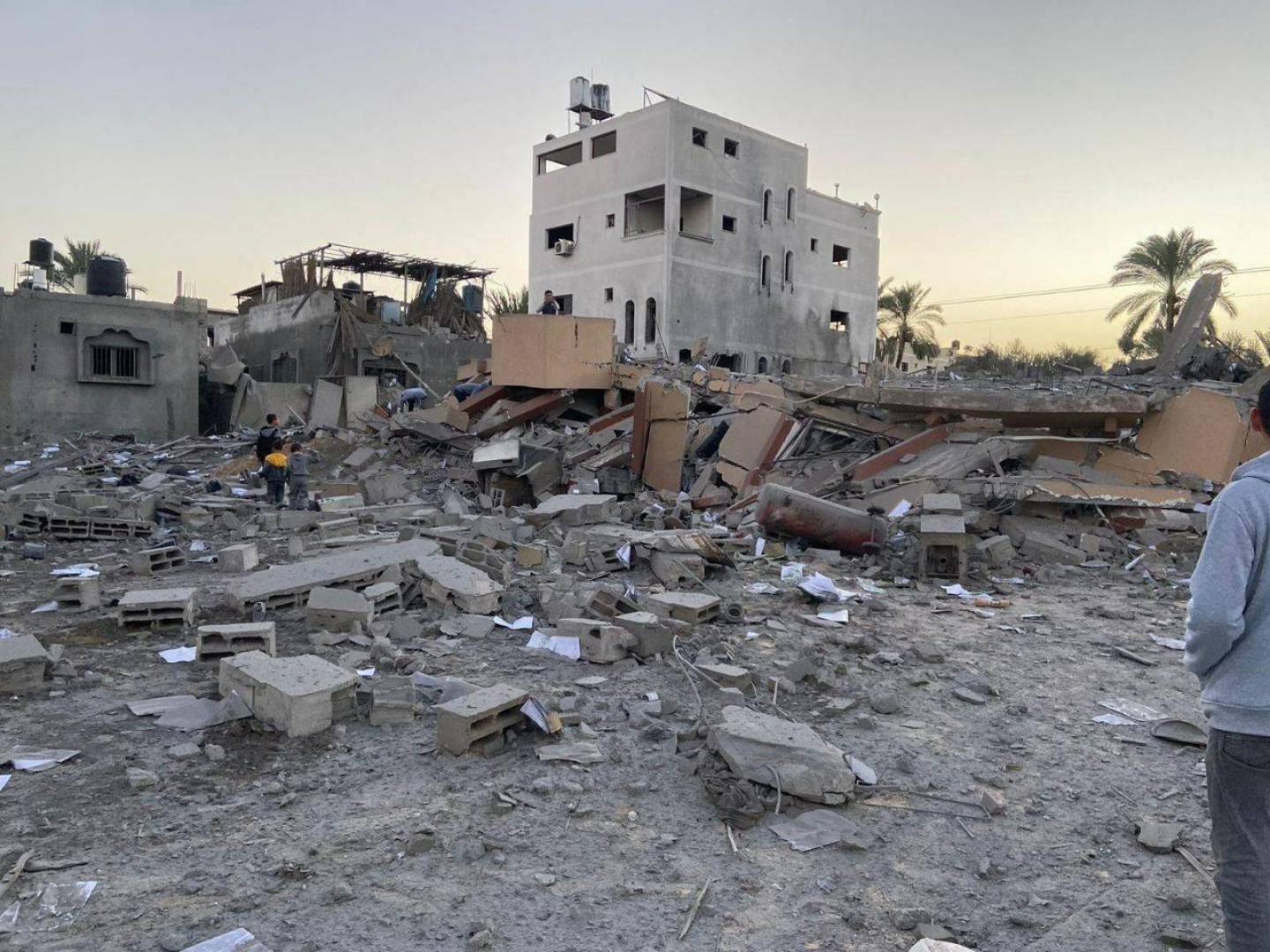 قطر تتحدث عن آخر مستجدات الهدنة الإنسانية في غزة