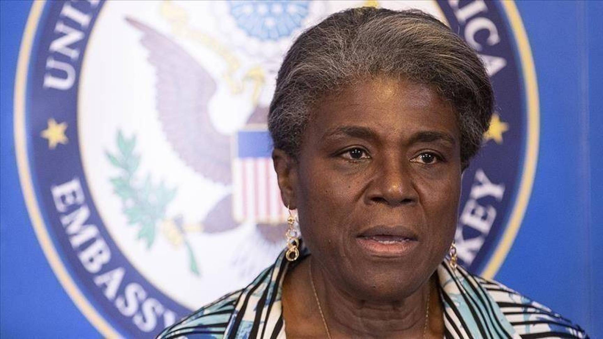 بعض الخجل يا سيدتي بقلم حمدي فراج