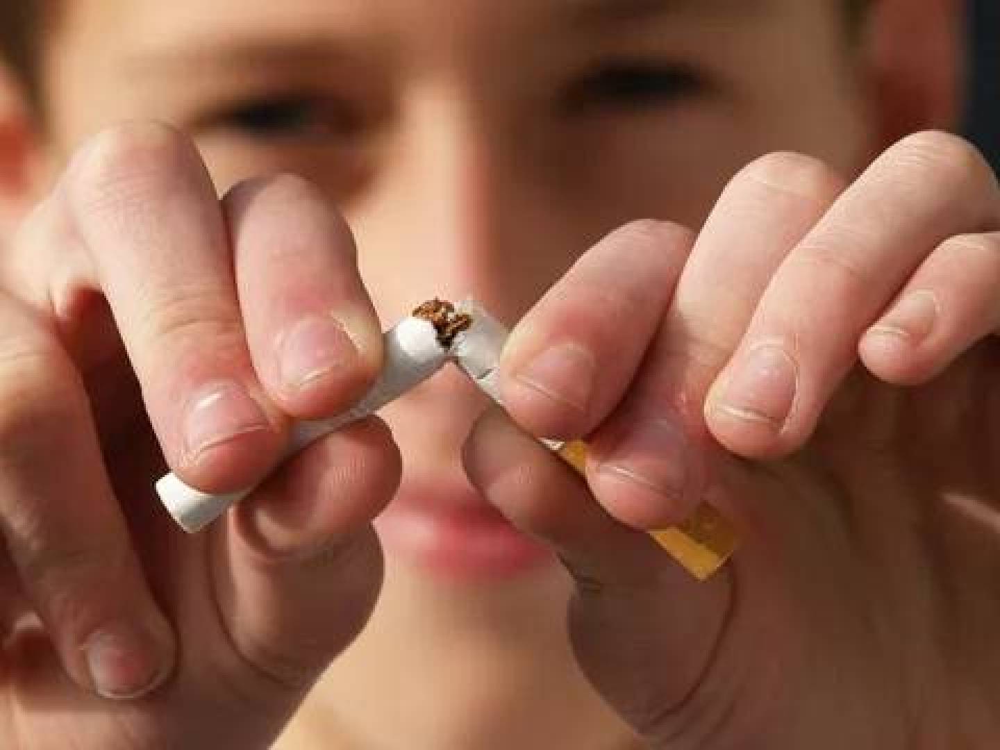 التدخين يسبب انكماش الدماغ 