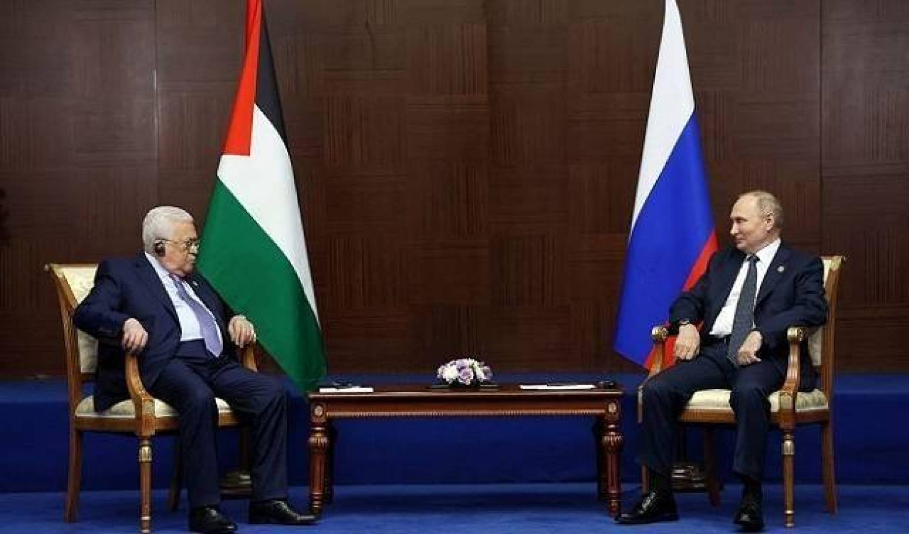 عباس وبوتين يبحثان الحرب على غزة في اتصال هاتفي