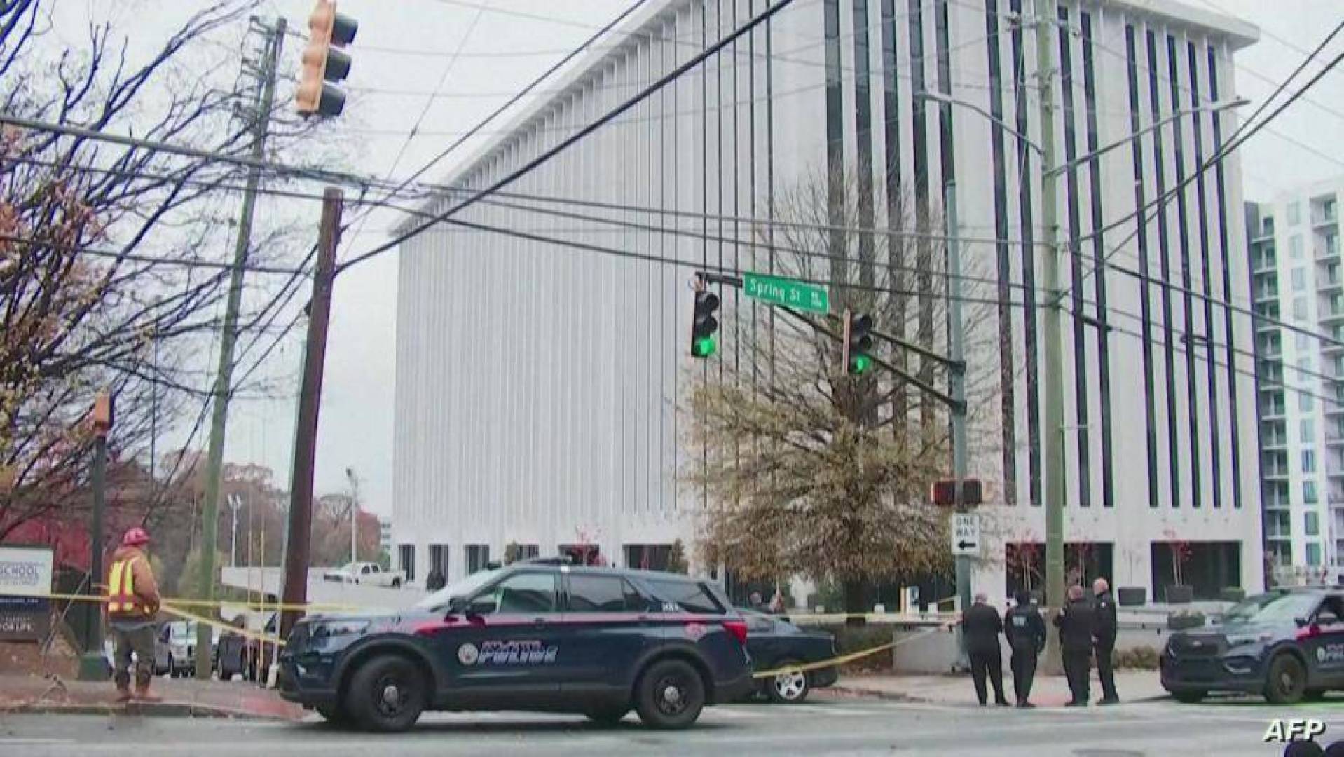 متظاهر يضرم النار بنفسه أمام قنصلية الاحتلال بأتلانتا الأمريكية