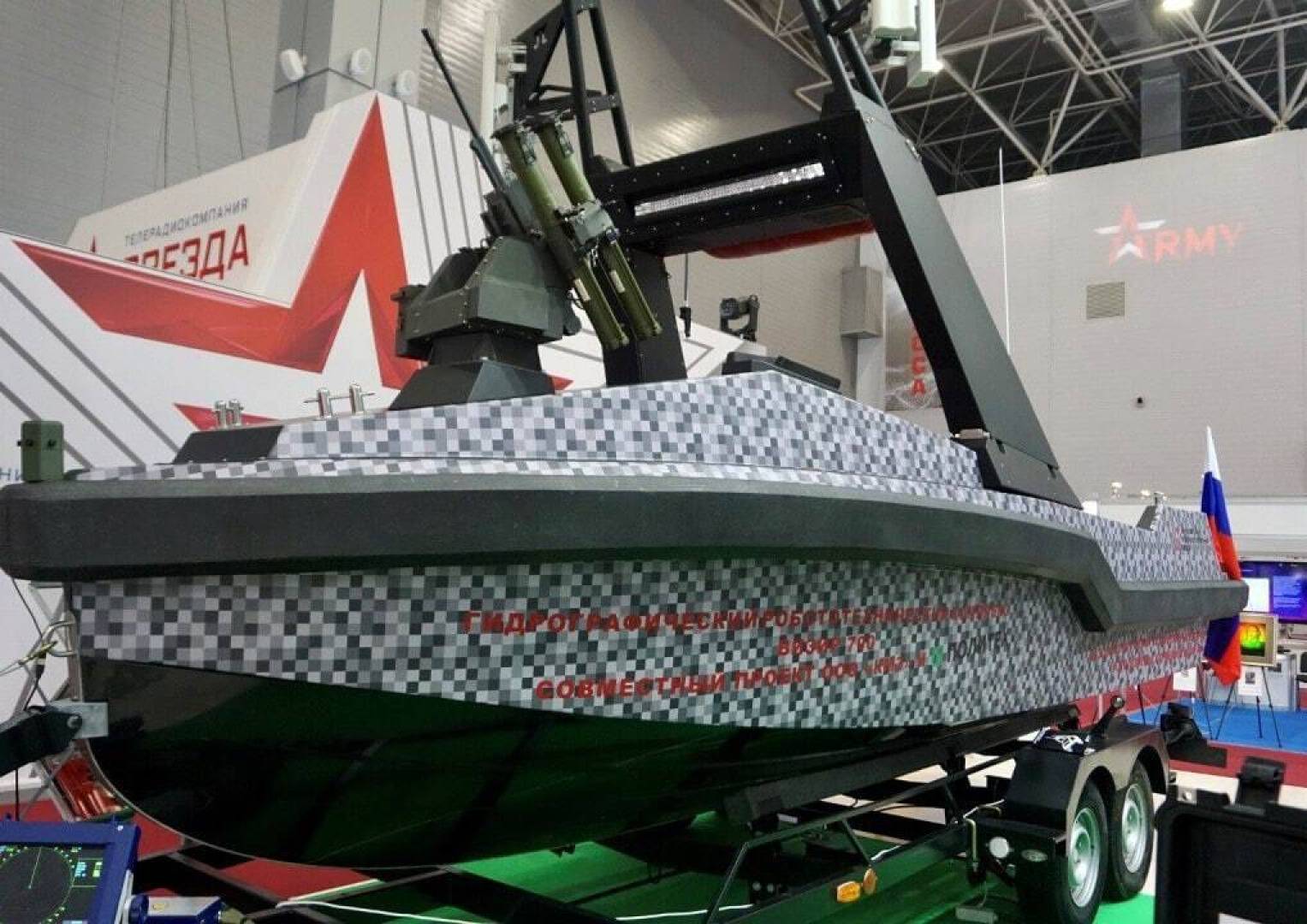 قوارب مسيرة من البلاستيك المقوى والألياف الزجاجية للدفاع الروسي