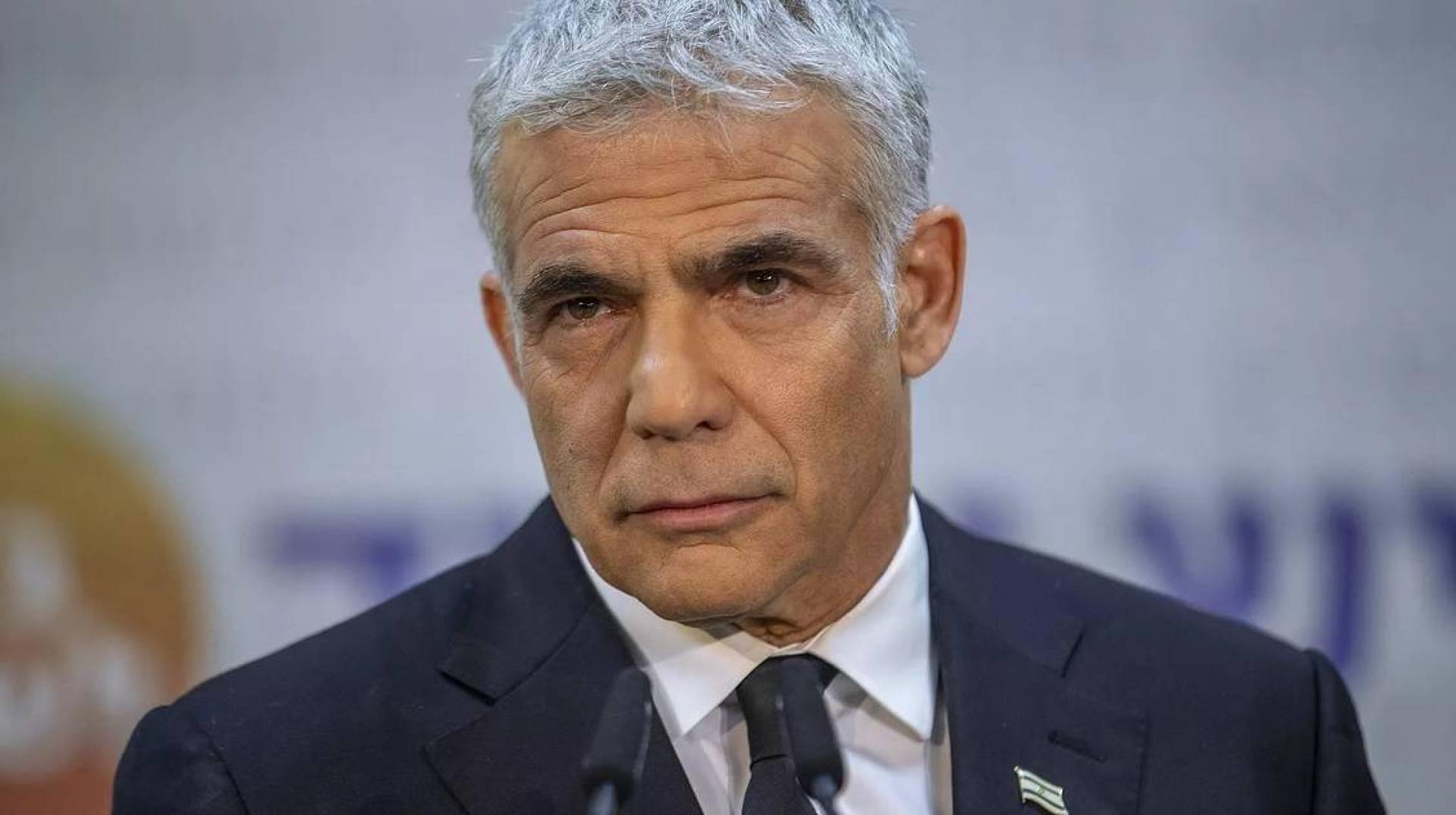يائير لابيد يهاجم حكومة نتنياهو..