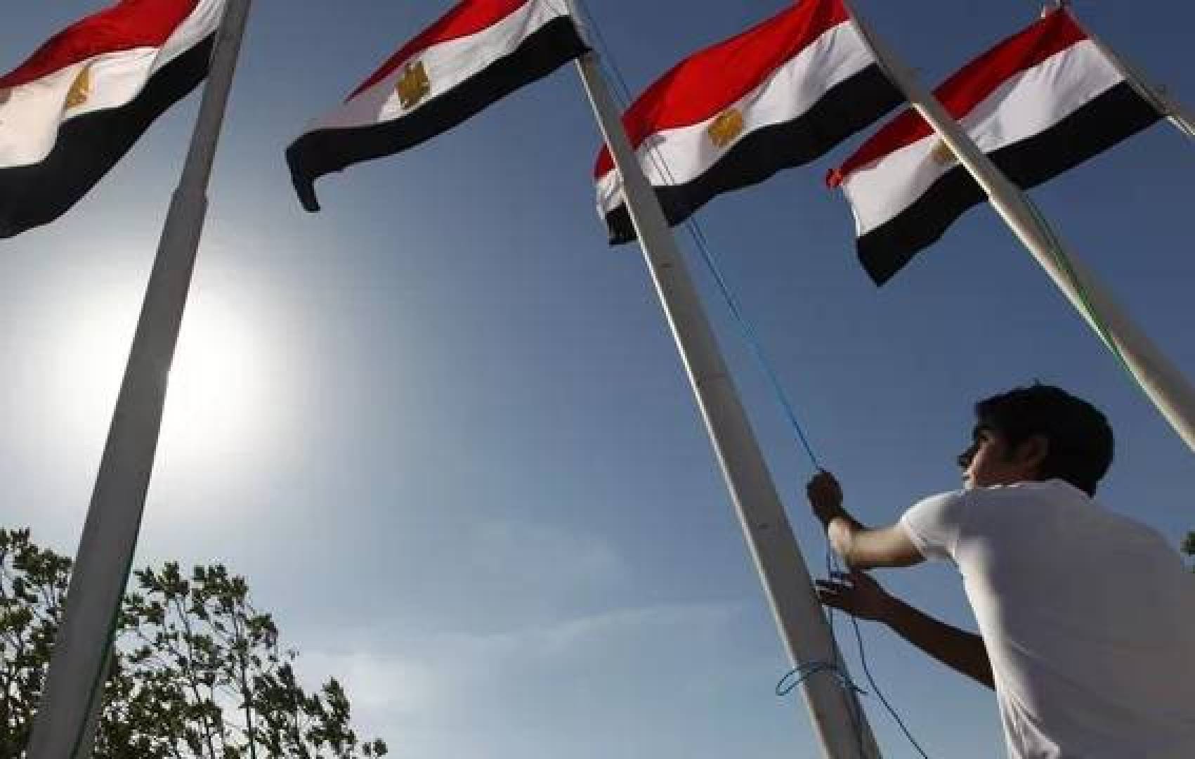 الحكم بالإعدام لقيادات الإخوان المسلمين في مصر