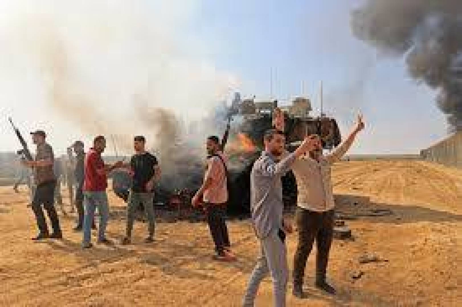 معاريف: حماس ما زالت الحاكم الفعلي بغزة ومجلس الحرب يعيش في الخيال