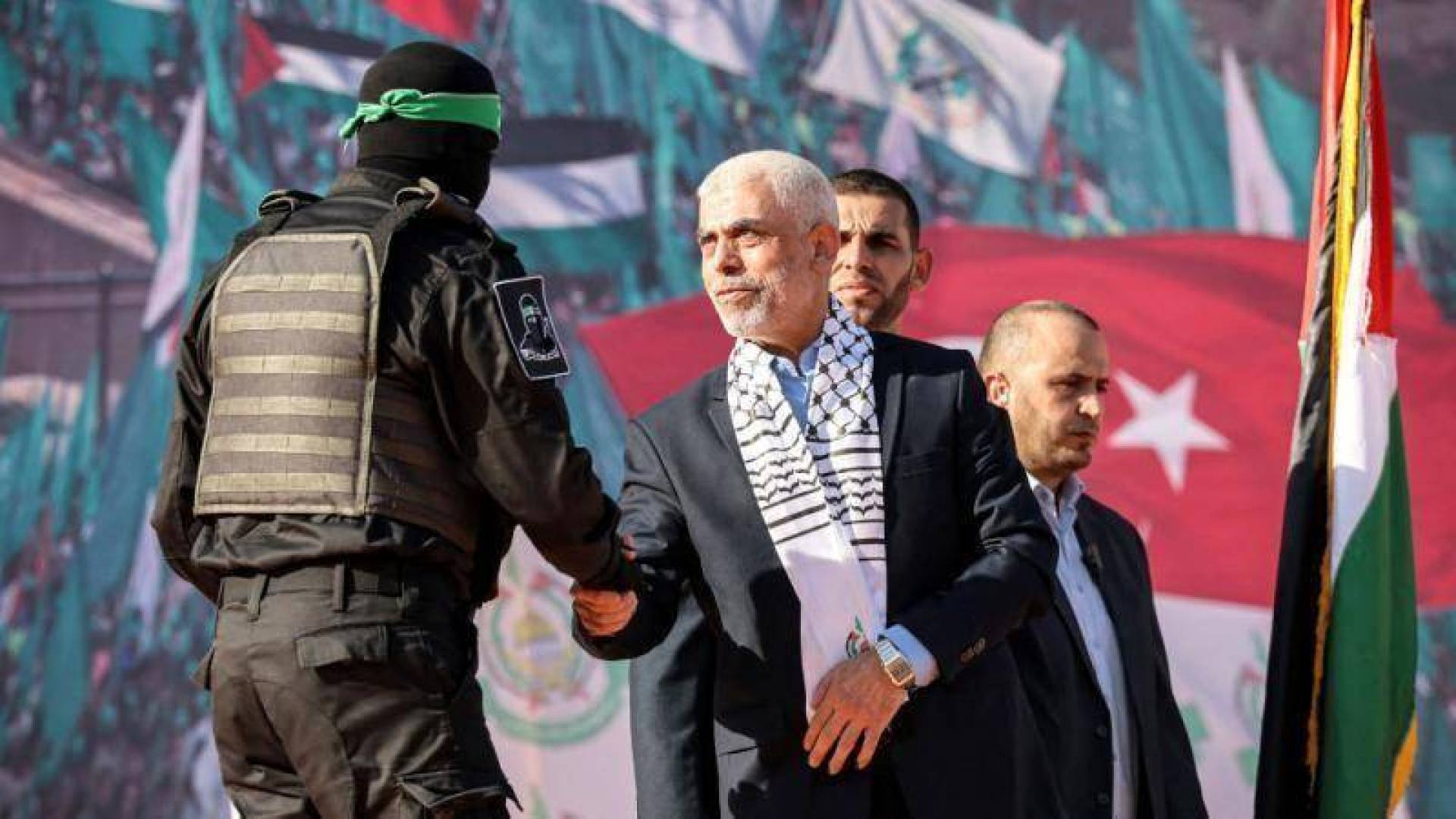 السنوار يصر على مطالبه الثلاثة خلال مفاوضات القاهرة