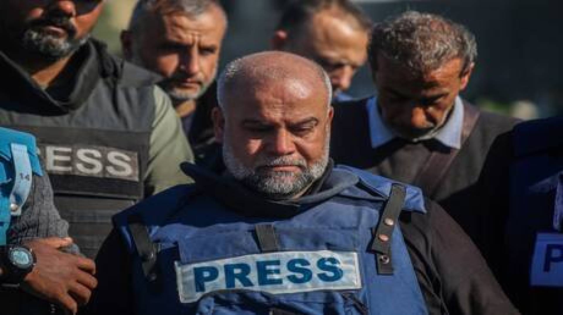 مصر تنجح في إخراج الصحفي وائل الدحدوح من غزة