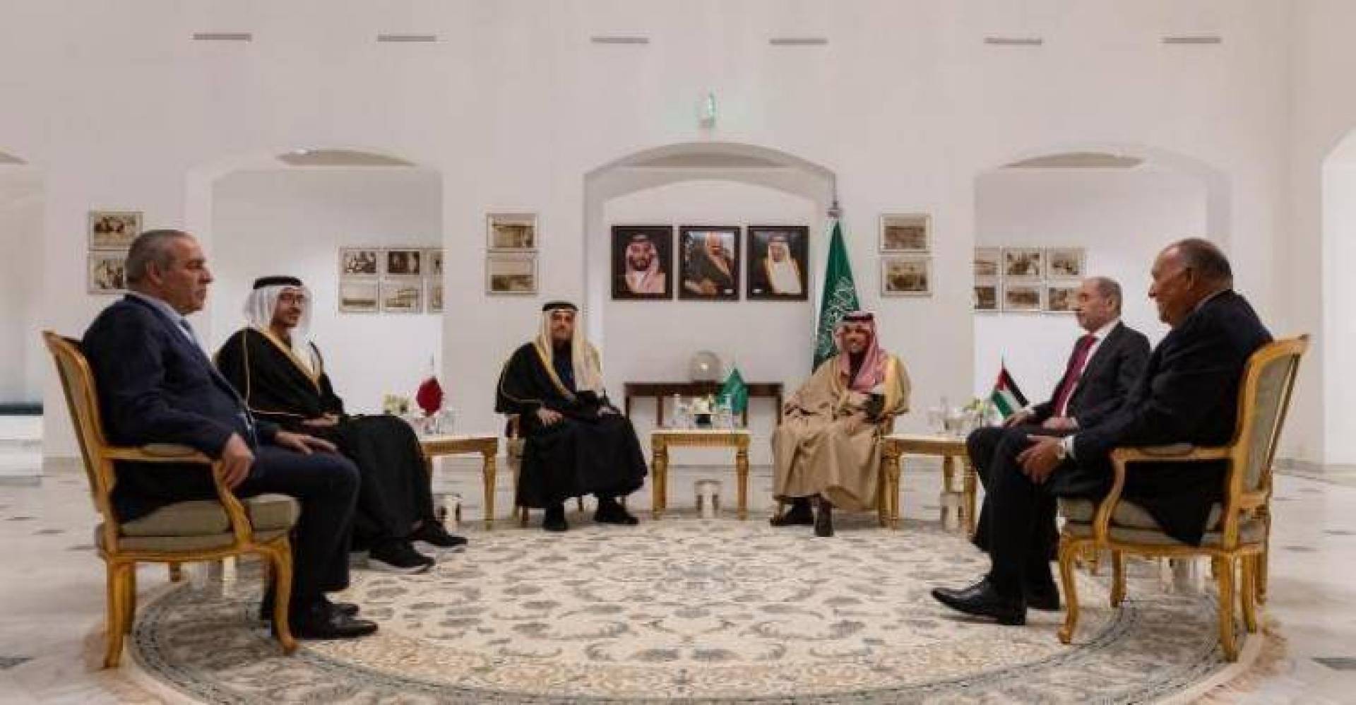 اجتماع تشاوري في الرياض: دعوة لإنهاء الحرب على غزة ودعم 