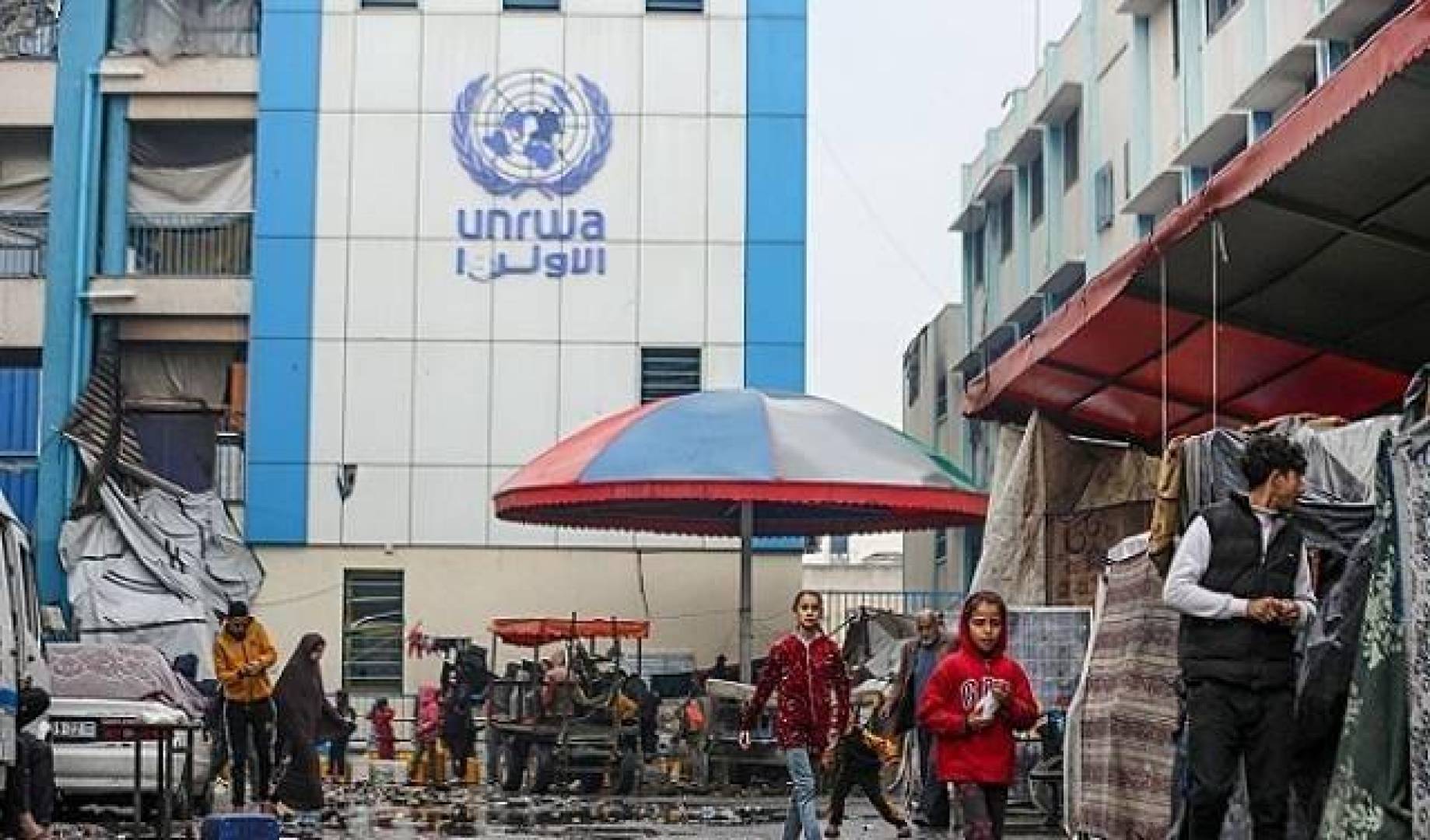 تقرير: أميركا تجمد تمويل الأونروا حتى 2025