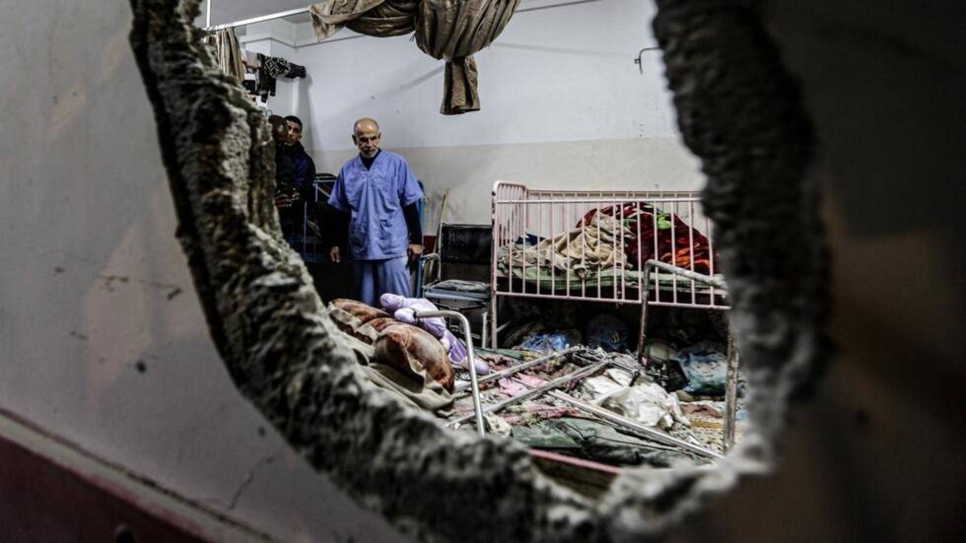 صحة غزة : خروج مستشفى ناصر عن الخدمة ضربة قاصمة صحيا