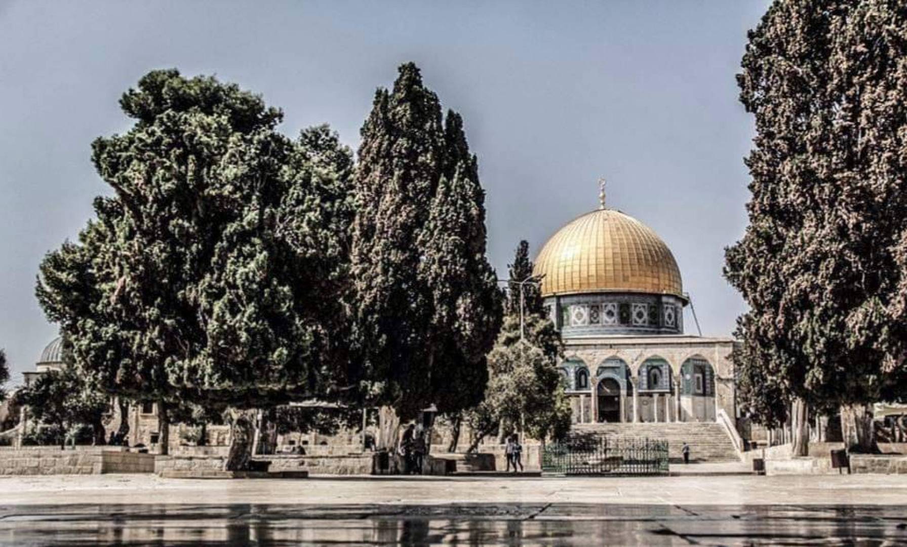 بيان ملتقى الكتاب اليمنيين بمناسبة يوم القدس العالمي 1445هـ