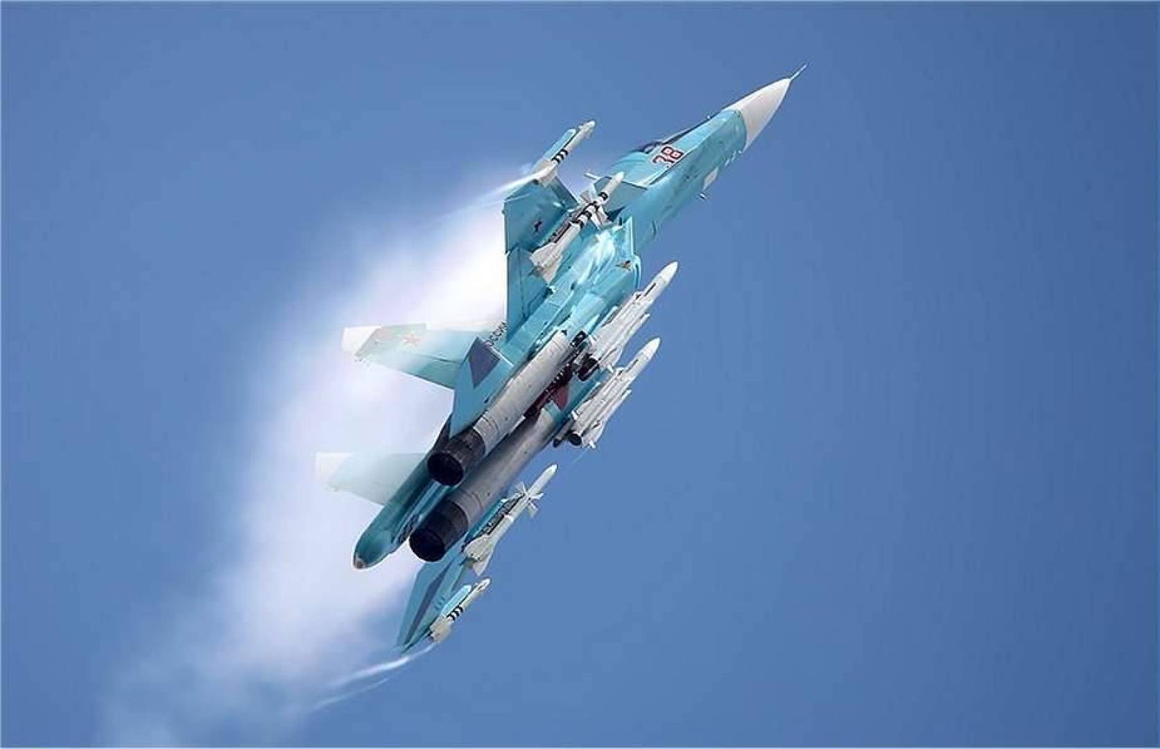 روسيا تعزز أسطولها الجوي بطائرات جديدة من طراز Su-34 Fullback
