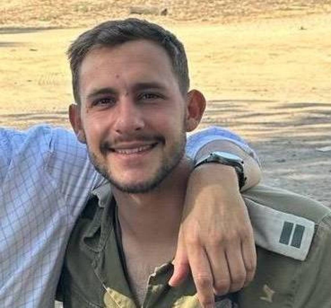 الجيش الإسرائيلي يعلن مقتل قائد فصيلة في الكتيبة 77