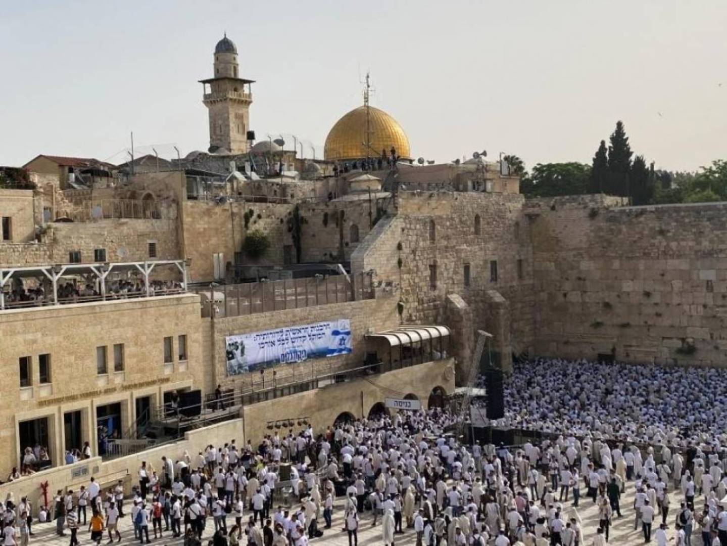 جماعات الهيكل تدعو لاقتحام الأقصى وتحضر لمسيرة أعلام في الذكرى العبرية لاحتلال القدس