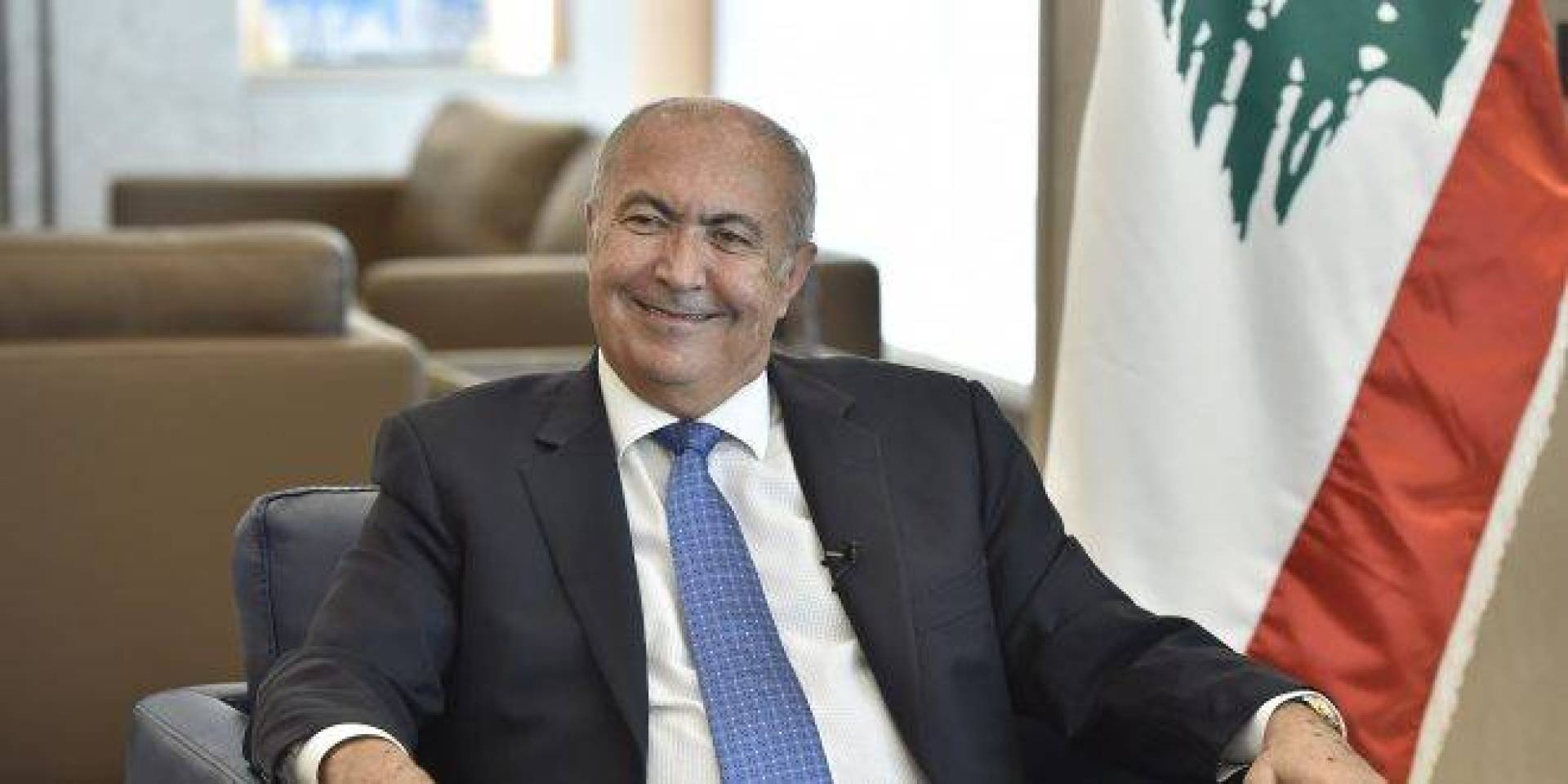 شاكر البرجاوي: هل هناك أسفل من طلب فؤاد المخزومي من أمريكا فرض عقوبات على حزب الله