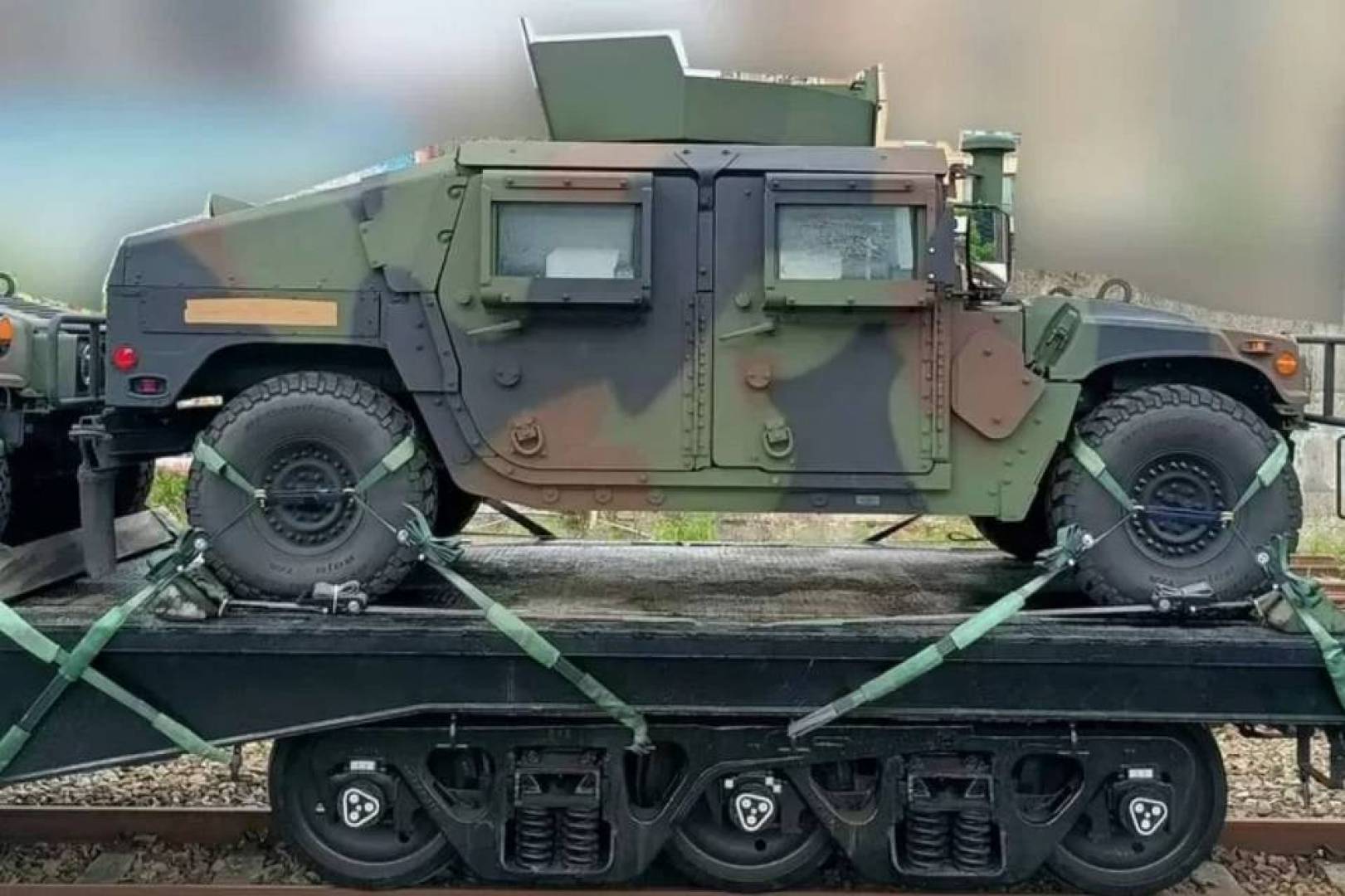 تايوان تنشر مركبات HMMWV الأمريكية الجديدة ردا على المناورات الصينية