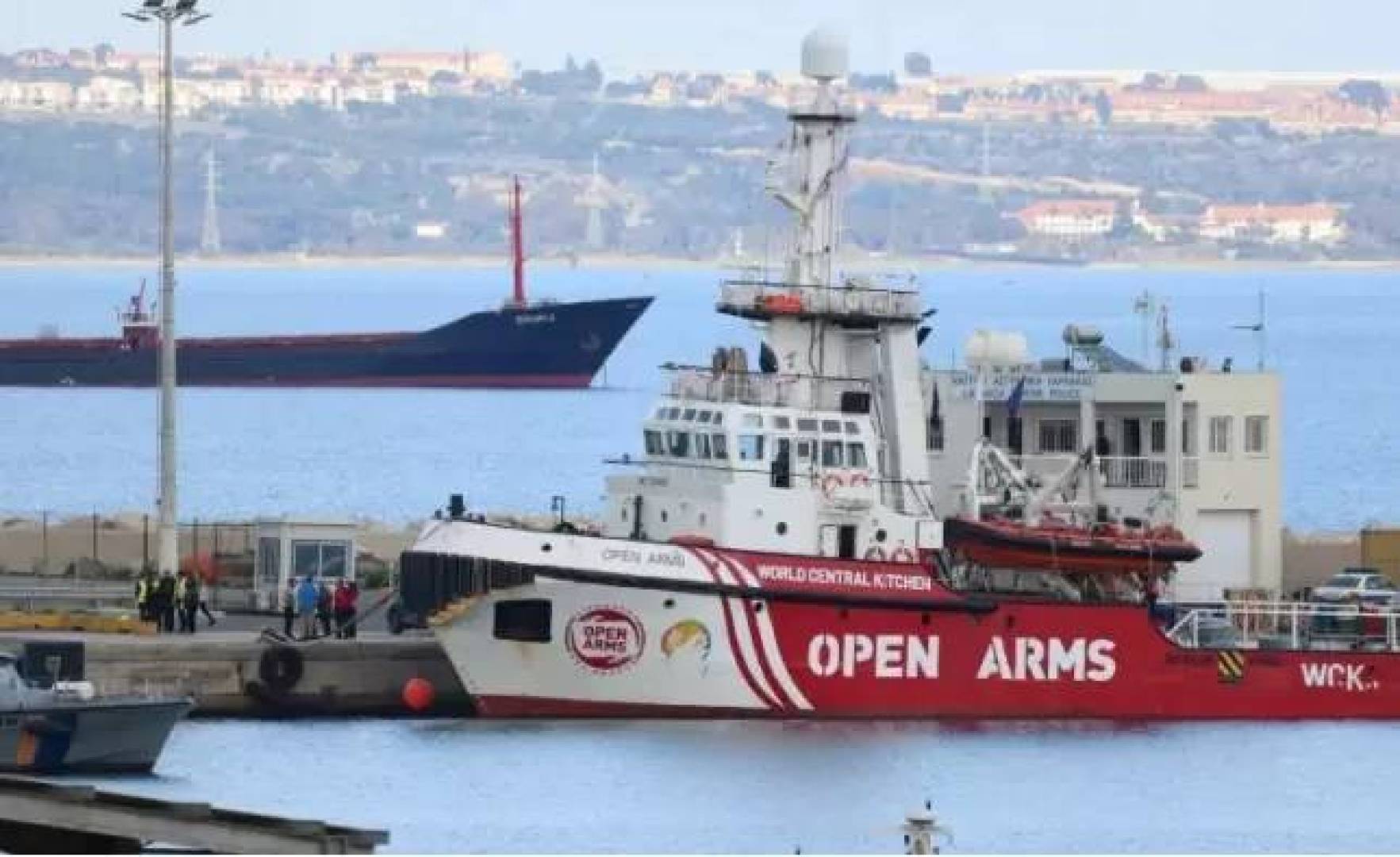 سفينة دعم بريطانية لبناء رصيف غزة تبحر من قبرص