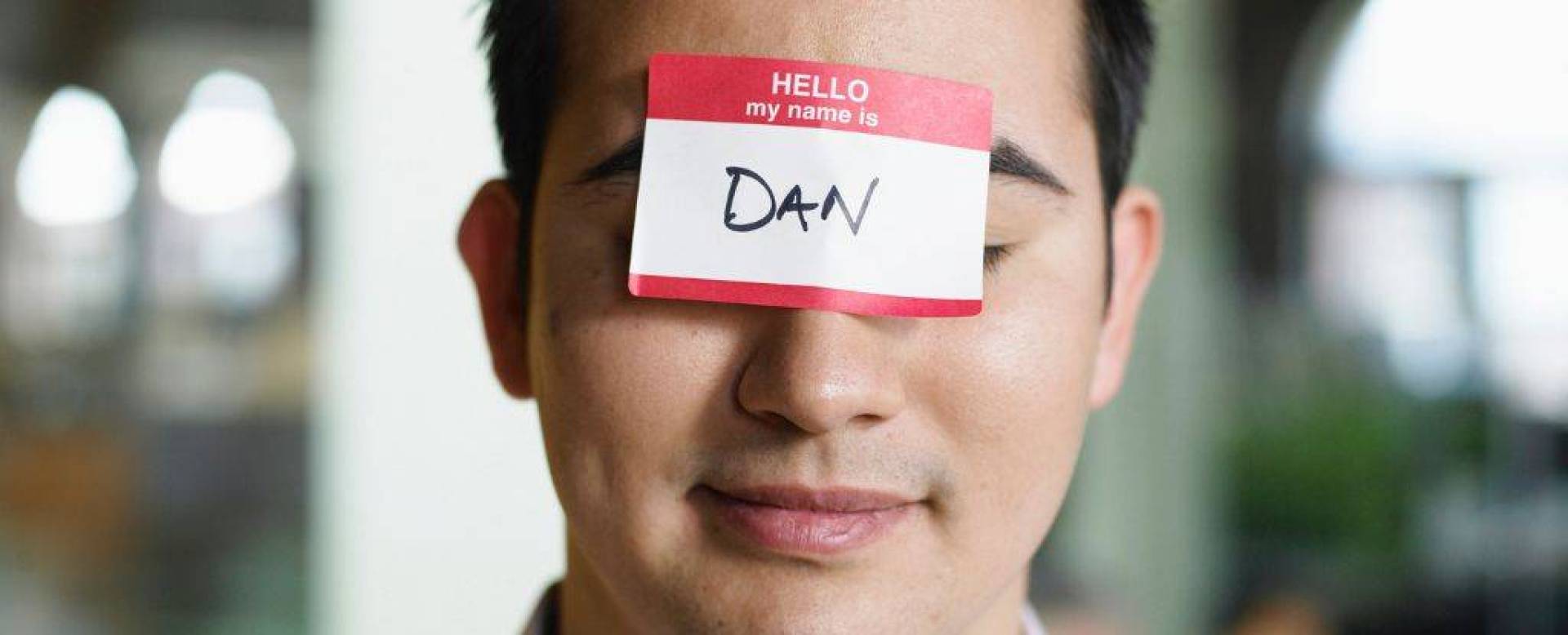 بحث جديد يكشف أن الاسم له تأثير مذهل على ملامح الوجه