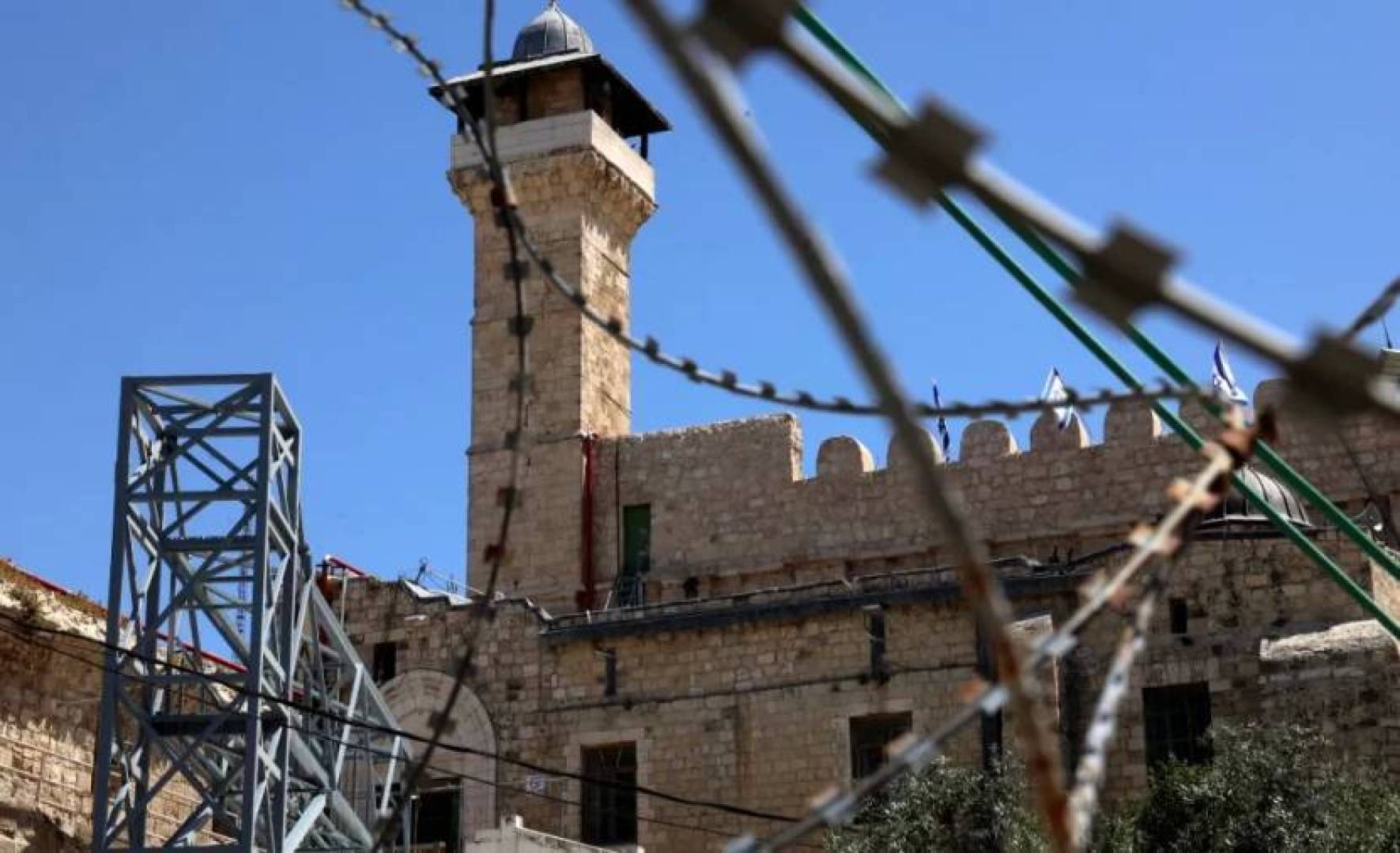 اعتداء على المسجد الإبراهيمي في مدينة الخليل