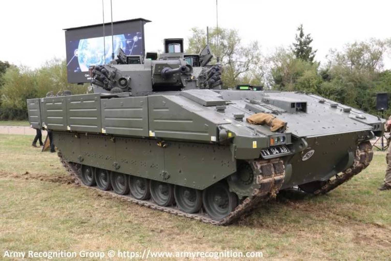 مركبة Ajax 40mm البريطانية.. قوة الاستطلاع والقتال المدرع في معرض DVD 2024