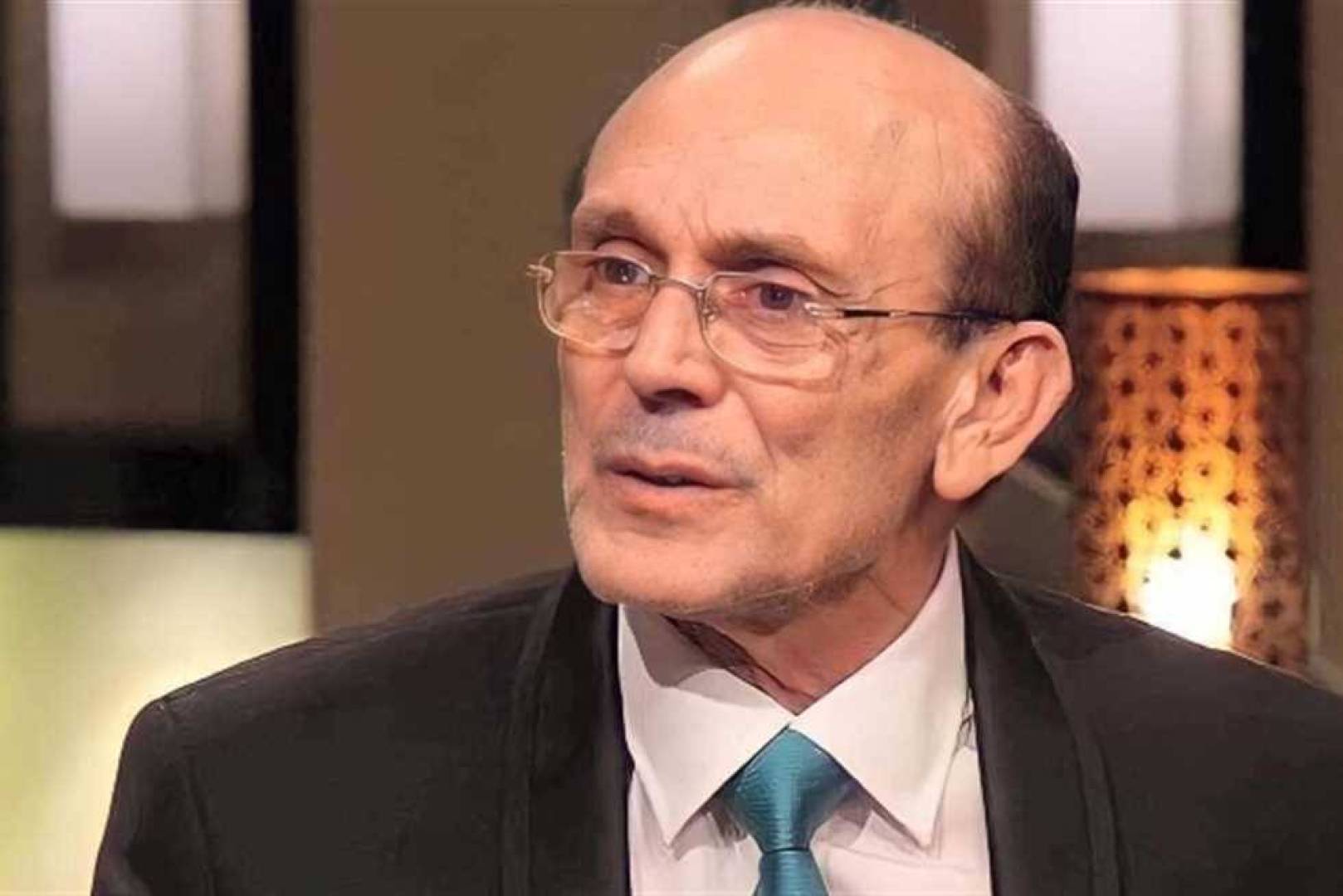 رسالة من الفنّان المصري المميَّز محمد صبحي إلى روح سماحة السيّد الشّهيد حسن نصرالله... إلى الفارس الذي شق طريقه في عتمة الزمن