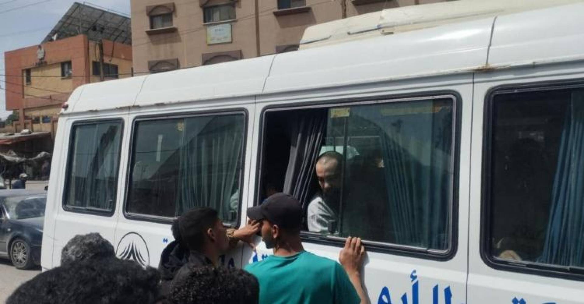 جيش الاحتلال الإسرائيلي يفرج عن 9 أسرى من غزة