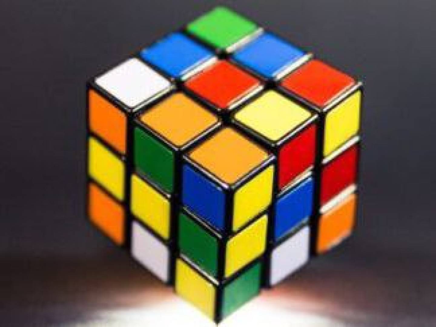 علماء يبتكرون مكعب روبيك الكم.. والكشف عن أفضل طريقة لحله