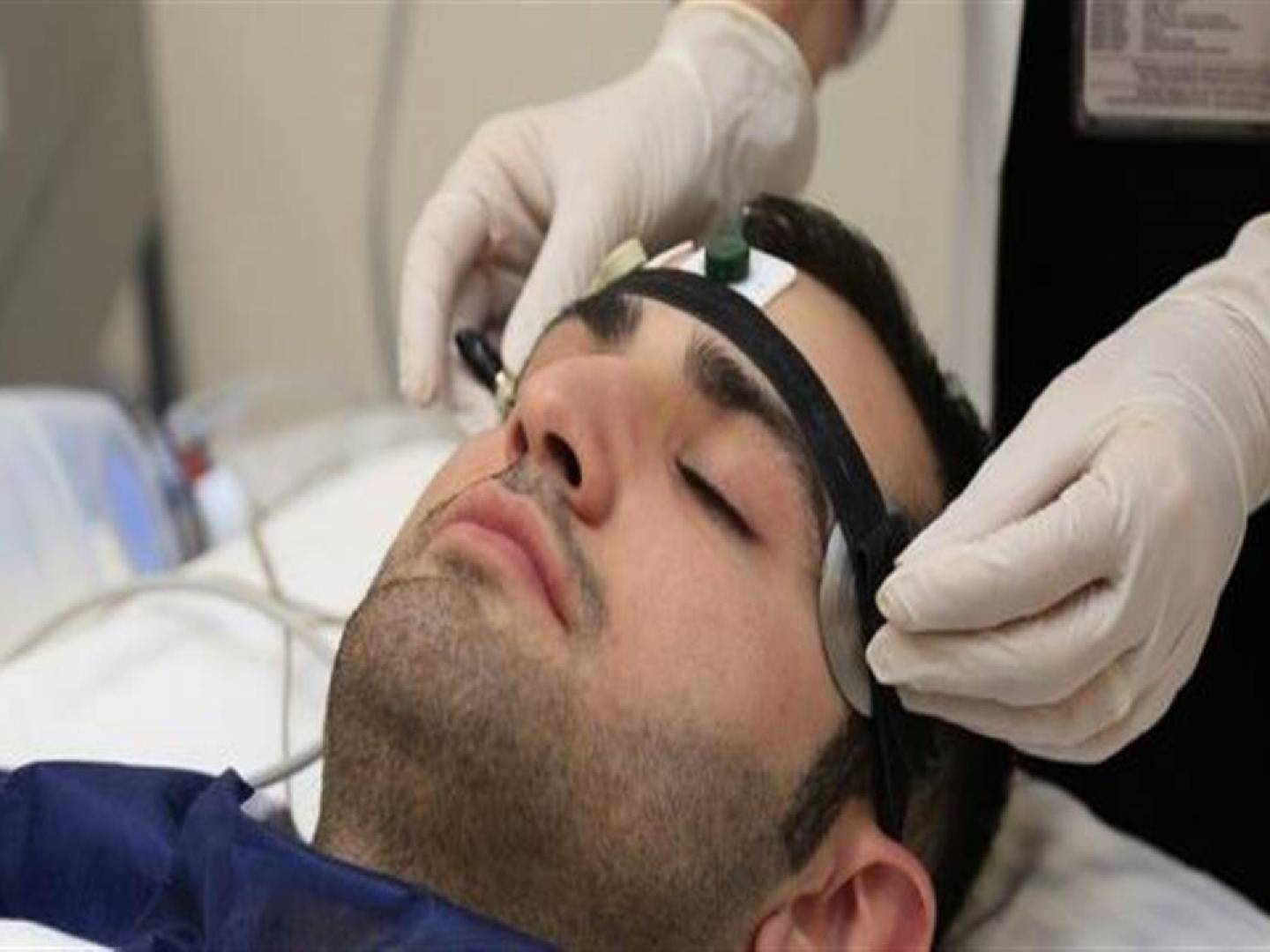 العلاج بالصدمة الكهربائية.. طريقة فعالة لتحسين الصحة العقلية