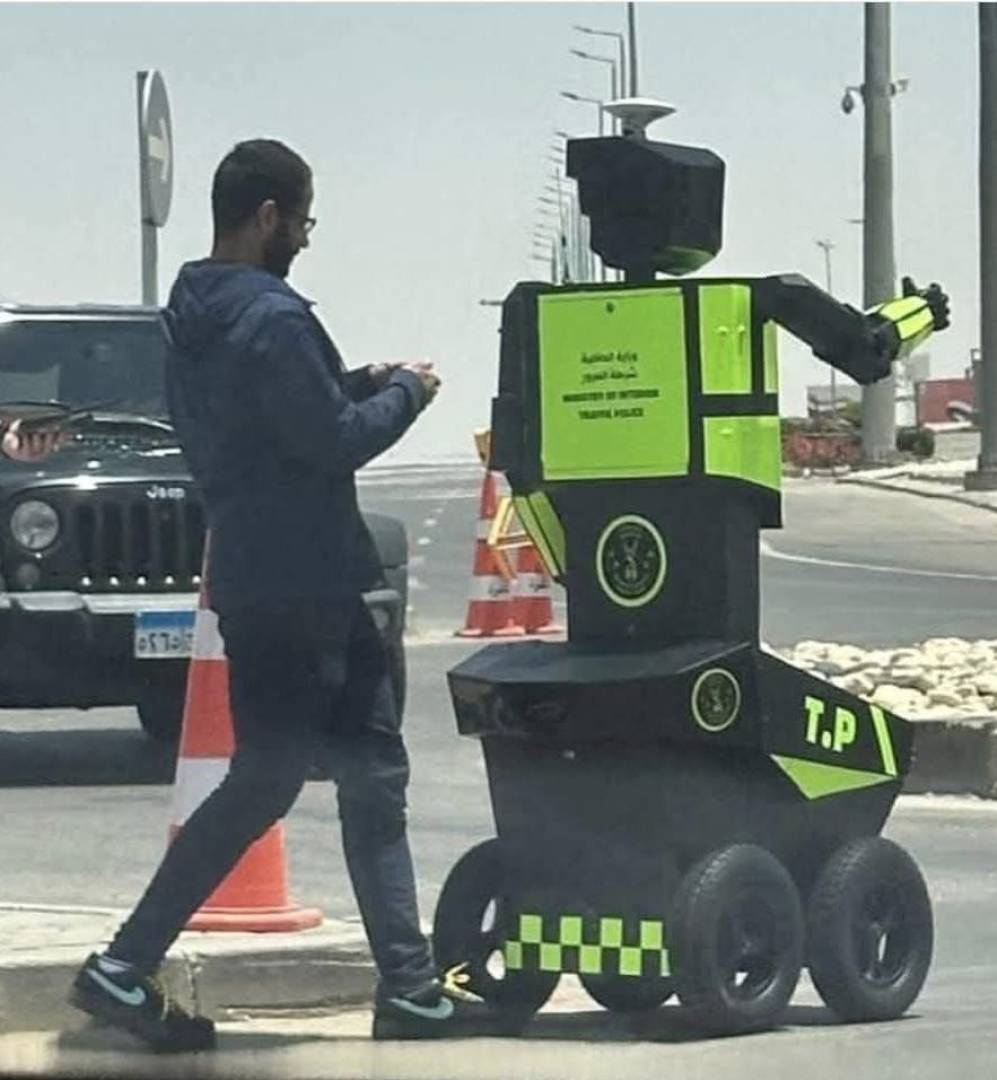 مصر تعلن عن إطلاق روبورت المورو.. خطوة رائدة نحو التحول الرقمي