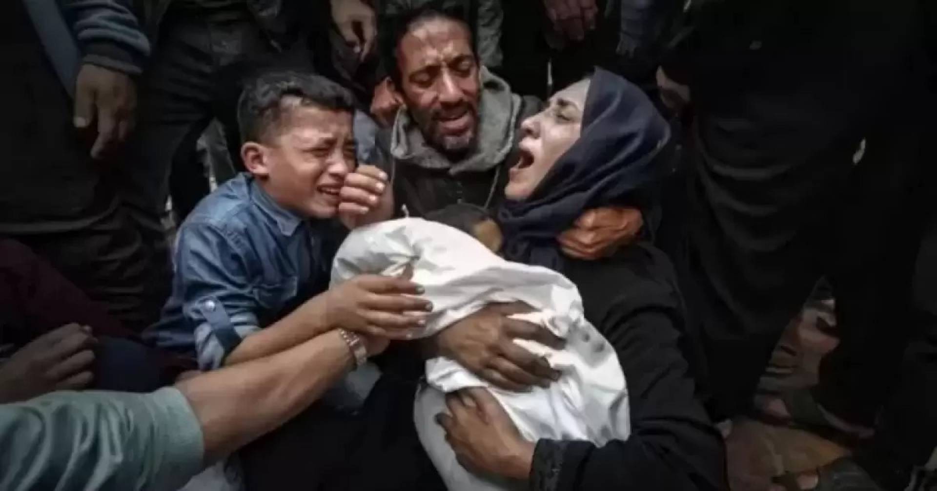 142 شهيدا و 487 إصابة جراء العدوان الإسرائيلي على غزة خلال 24 ساعة