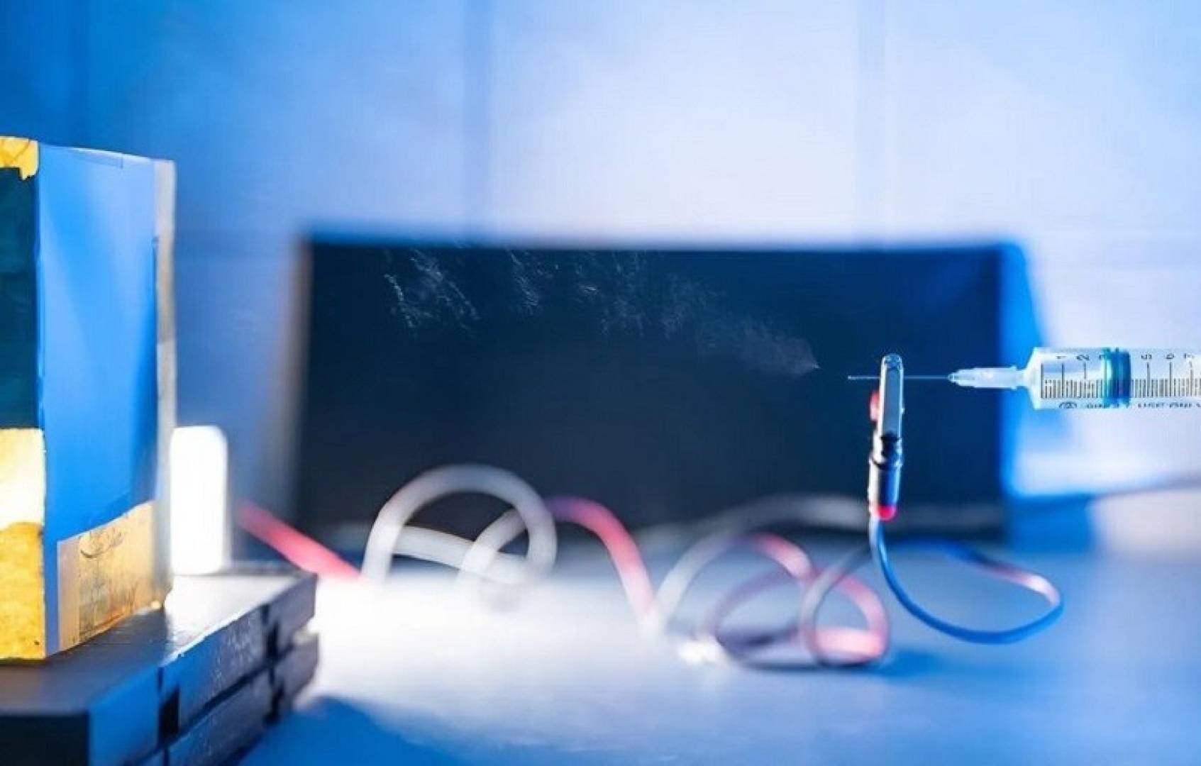 ابتكار مركب نانوي لتصنيع ضمادات طبية مقاومة للماء ومانعة للنزيف وآمنة على الأنسجة
