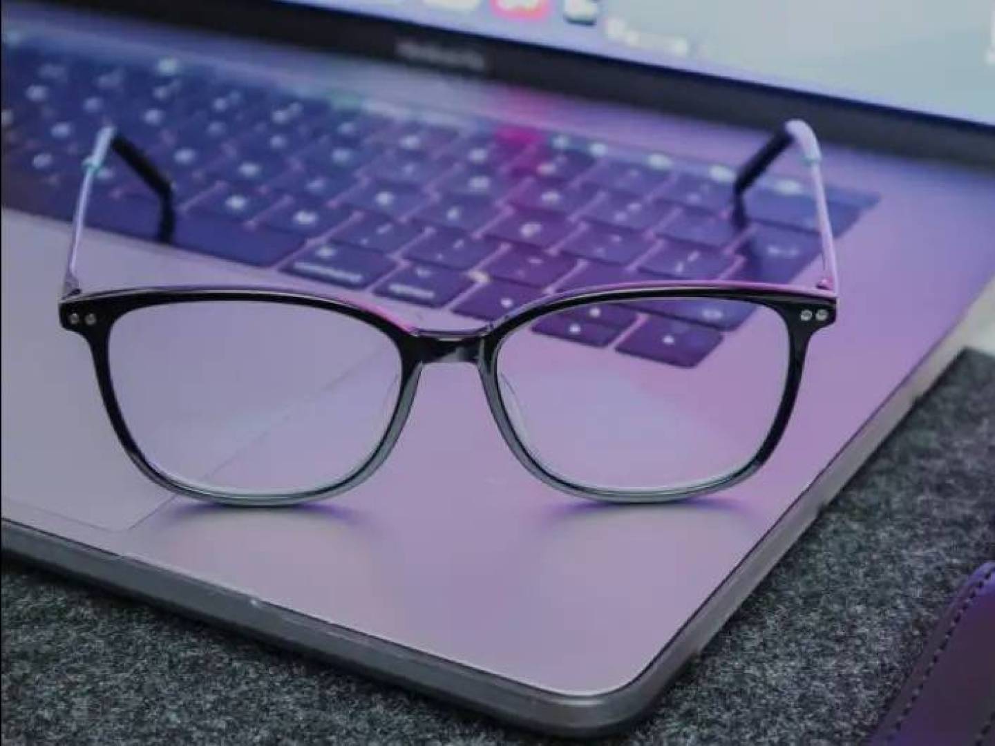 أسباب وأعراض وعلاج الاستجماتيزم.. اضطراب بصري يسبب رؤية ضبابية