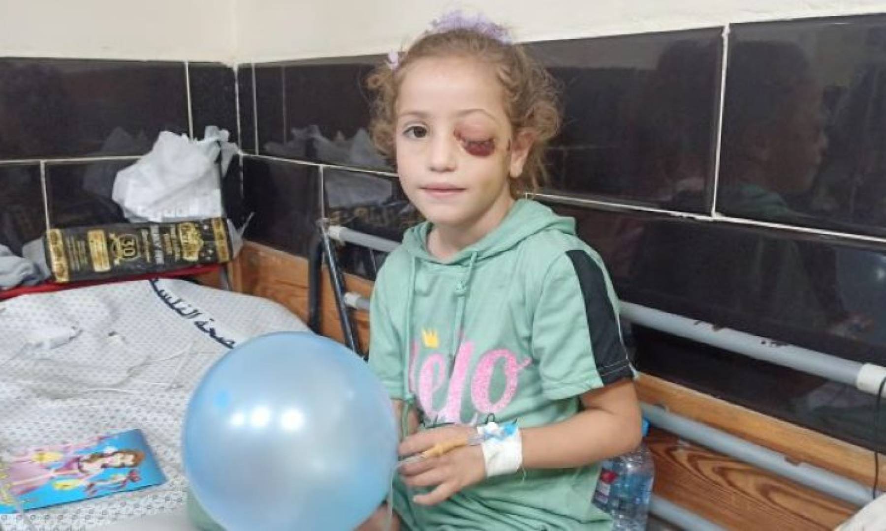 أطفال غزة يدخلون مستشفيات القطاع يوميا بسبب سوء التغذية أطفال غزة يدخلون مستشفيات القطاع يوميا بسبب سوء التغذية