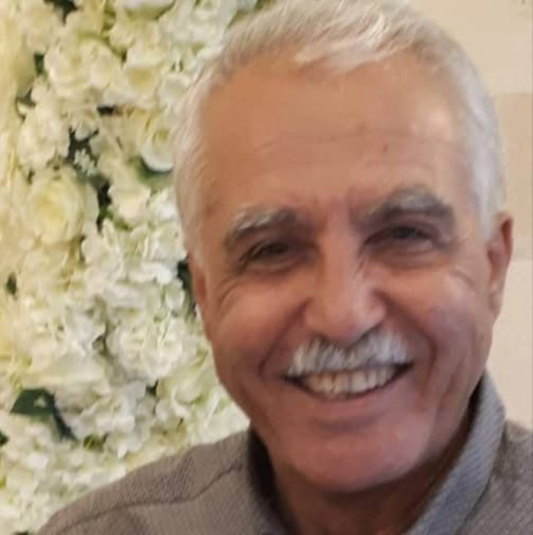 كتب الشّاعرُ الدّكتور علي قعيق: 