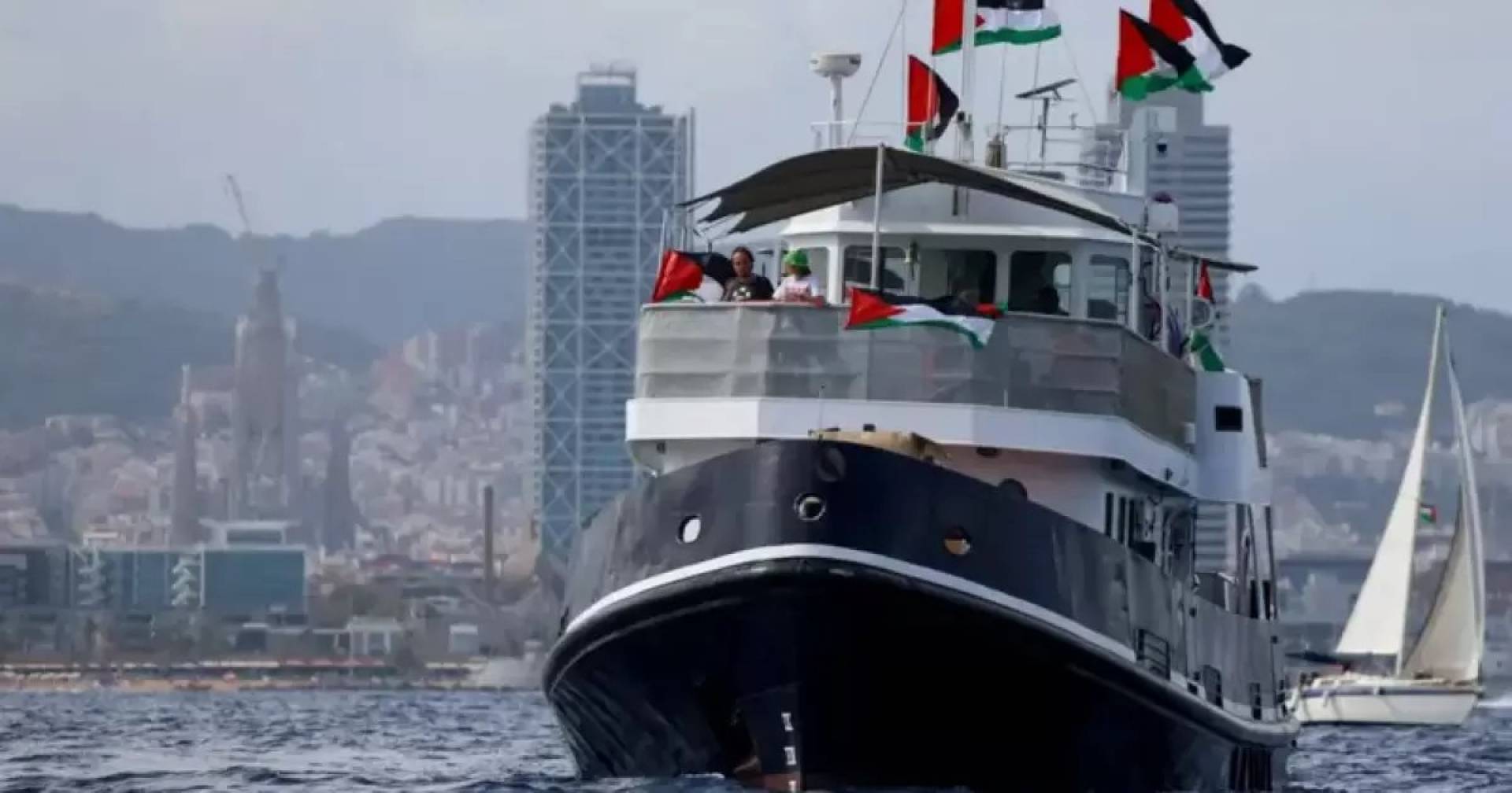 استهداف جديد لأسطول الصمود قبالة السواحل التونسية