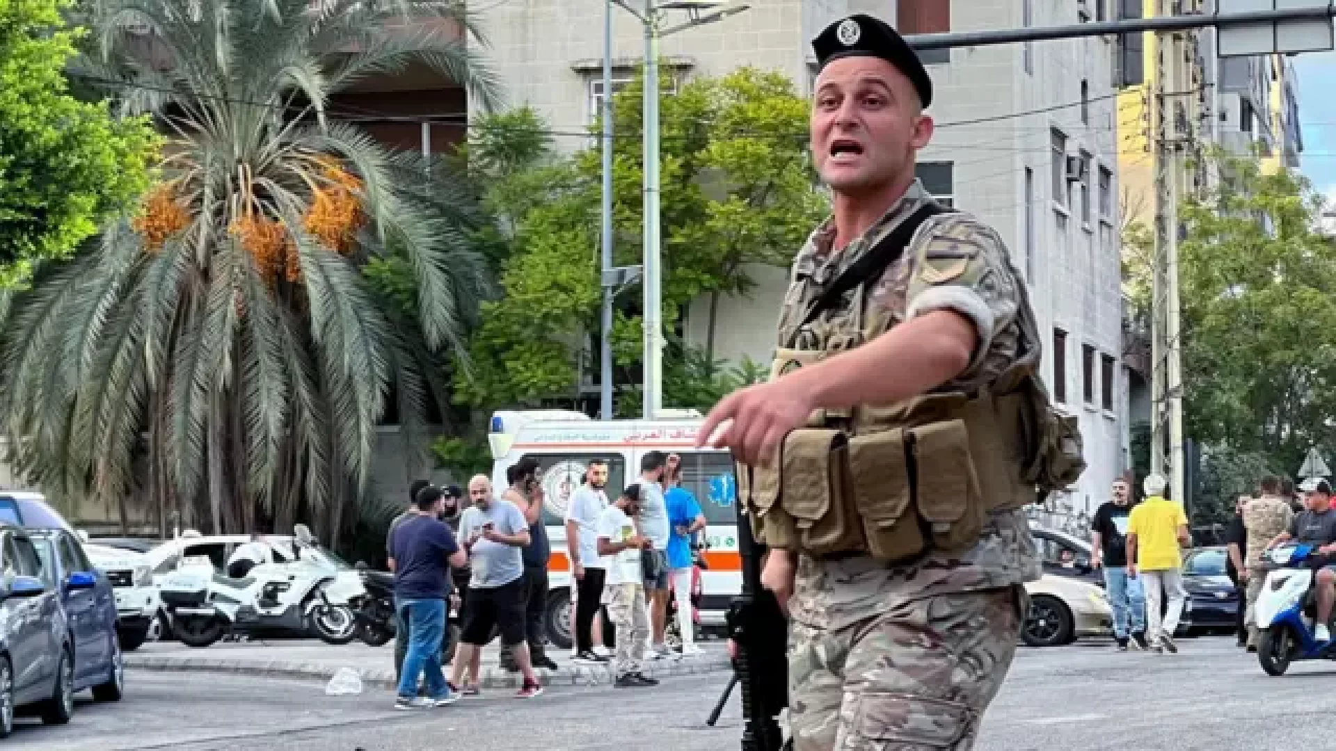 الجيش اللبناني يفجّر قنبلة على طريق حلبا – العبدة