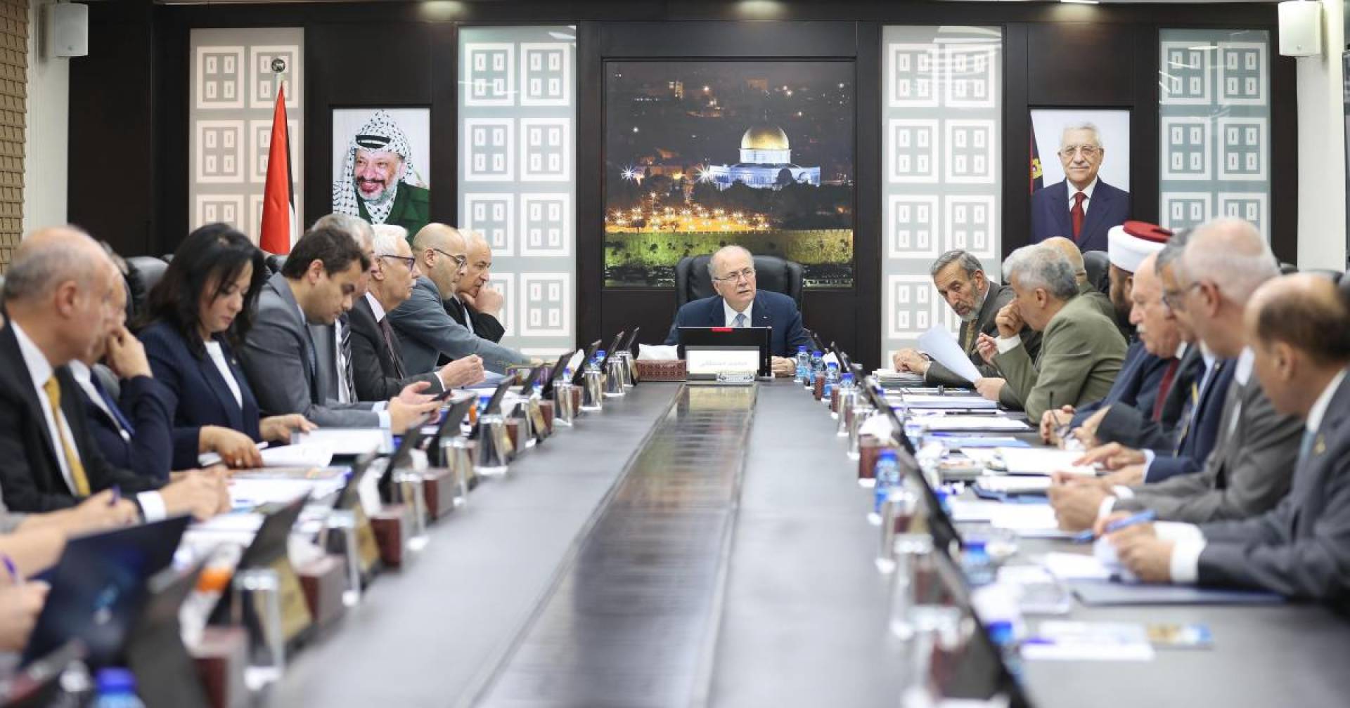 الحكومة الفلسطينية: جهود دبلوماسية للضغط على إسرائيل لوقف حرب غزة والإفراج عن المقاصة