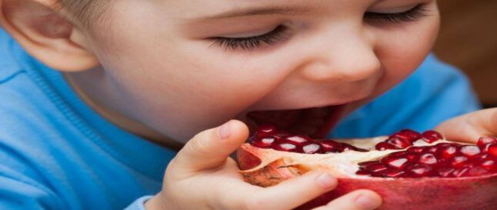 فوائد الرمان للأطفال.. كنز غذائي لصحة الصغار