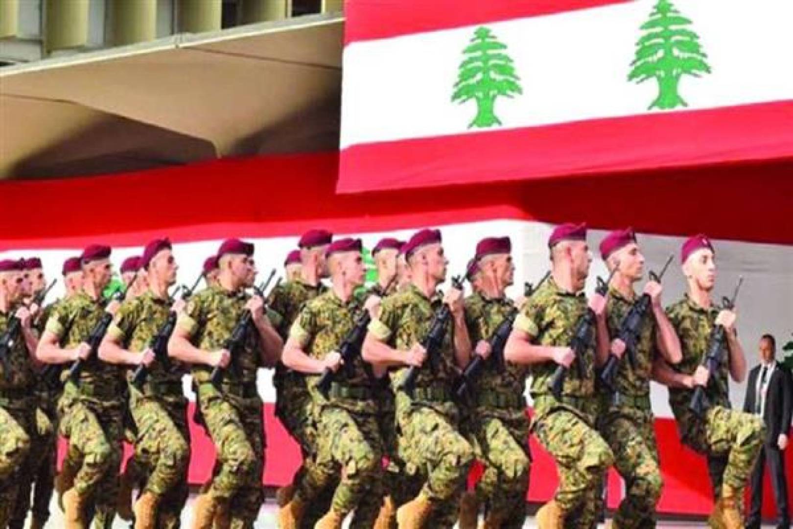 محمد ياسين للجيش في عيده: أنتم الأمل حين يتعب الوطن