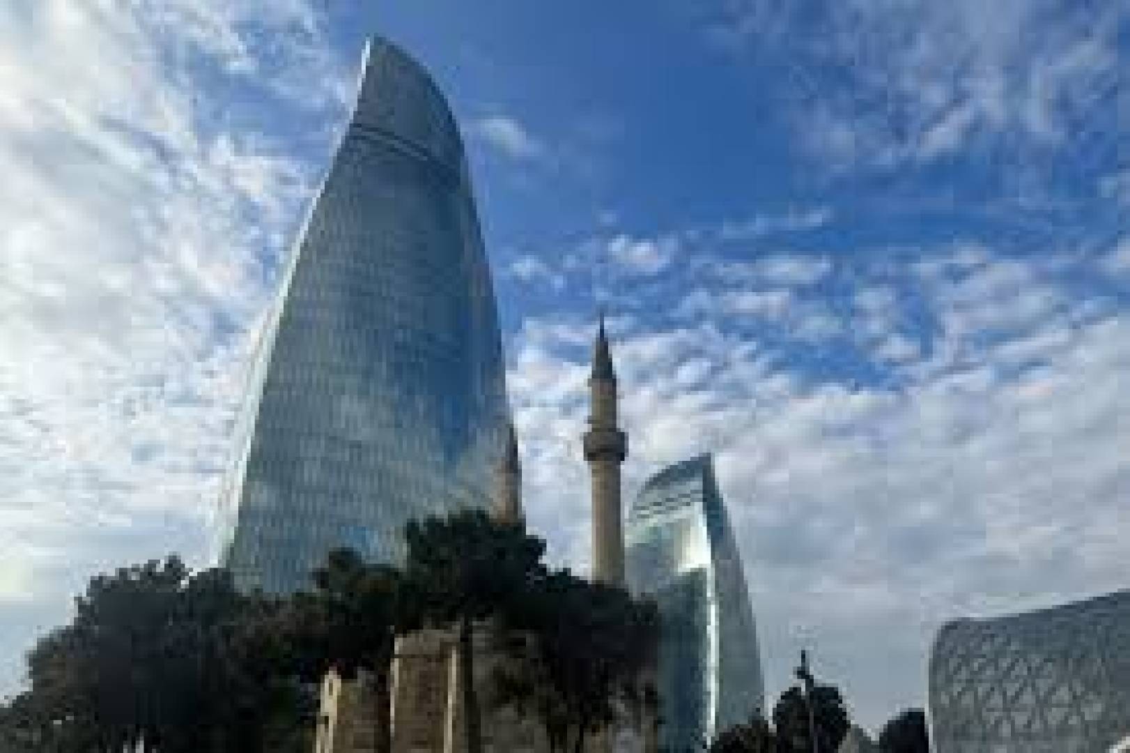 الأحلام التاريخية ومغامرات علييف على المحك