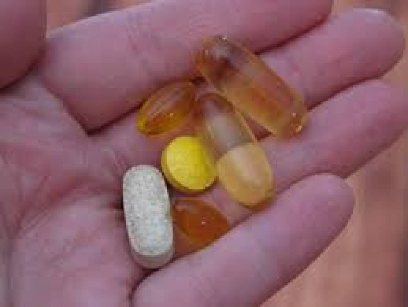 اكتشف التأثيرات المختلفة بين فيتامين D2 وD3 على الجسم اكتشف التأثيرات المختلفة بين فيتامين D2 وD3 على الجسم