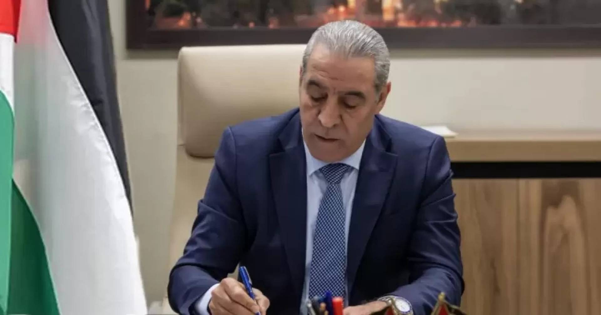 نائب الرئيس الفلسطيني يُرحّب بجهود الرئيس ترمب لإنهاء الحرب في غزة